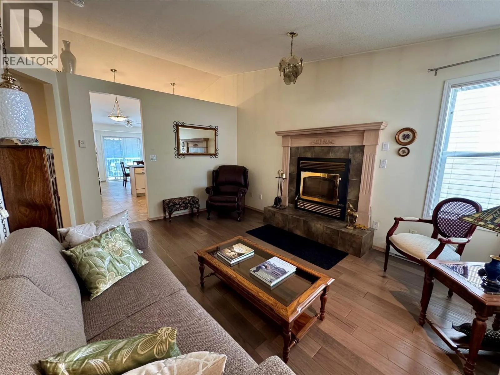 7559 Columbia Avenue Unit# 4