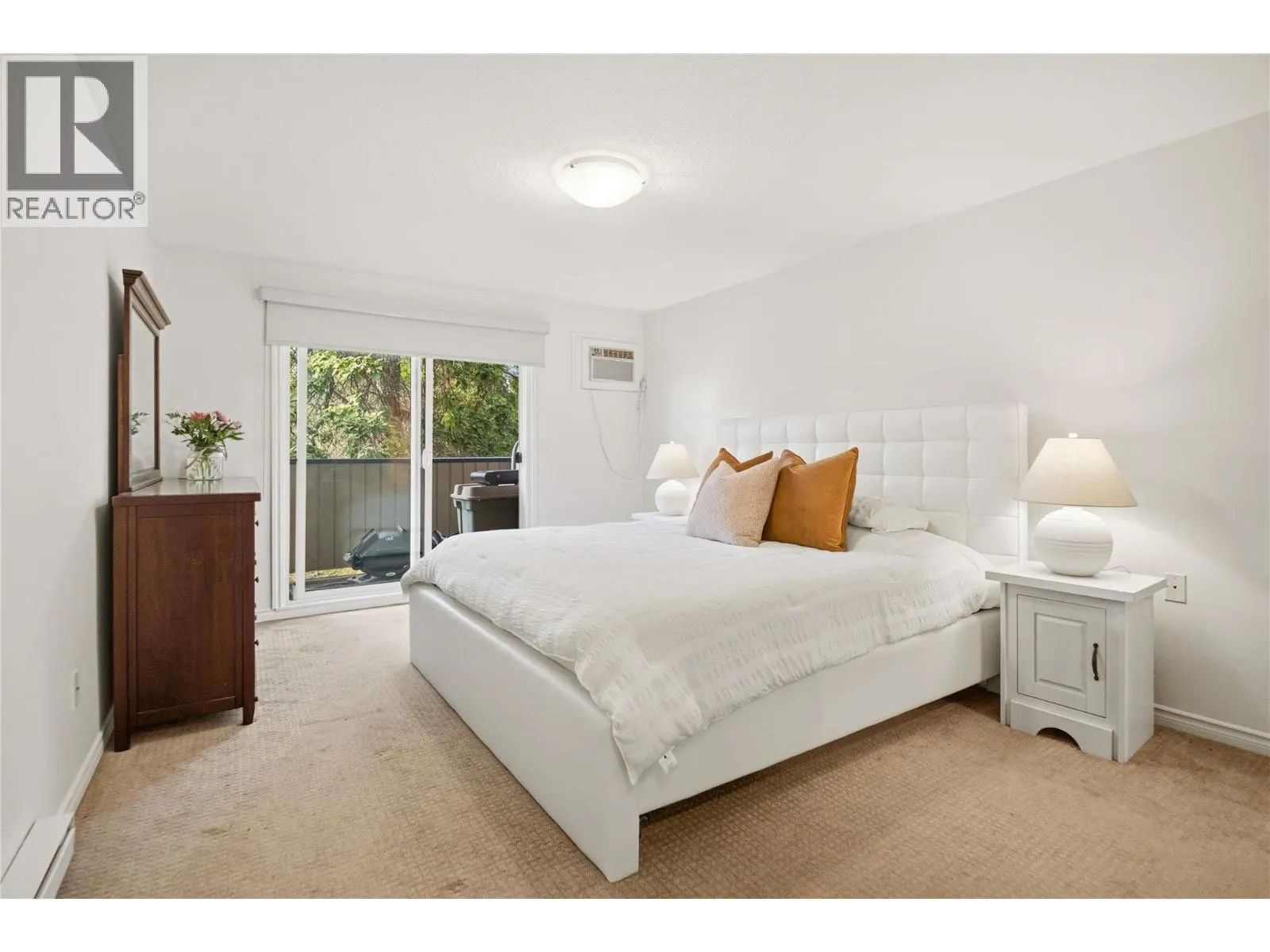 1640 Ufton Court Unit# 108