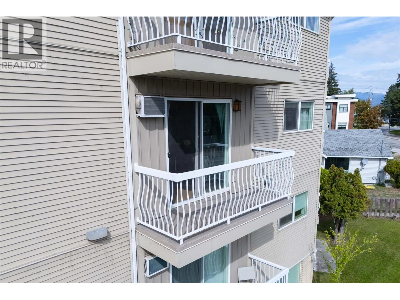 803 Fairview Road Unit# 301