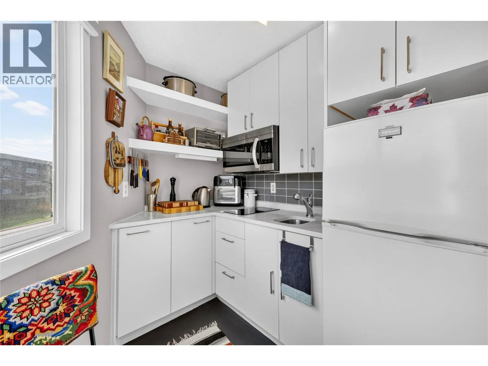 803 Fairview Road Unit# 301