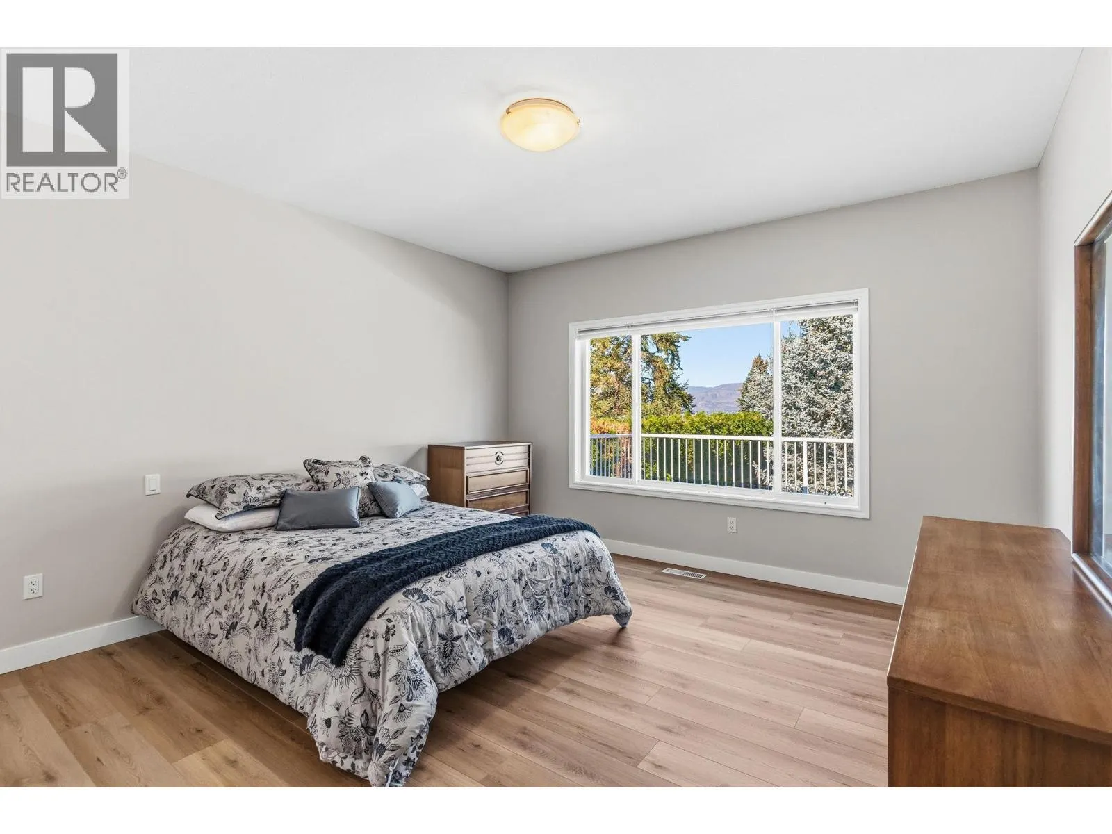 416 Quilchena Drive