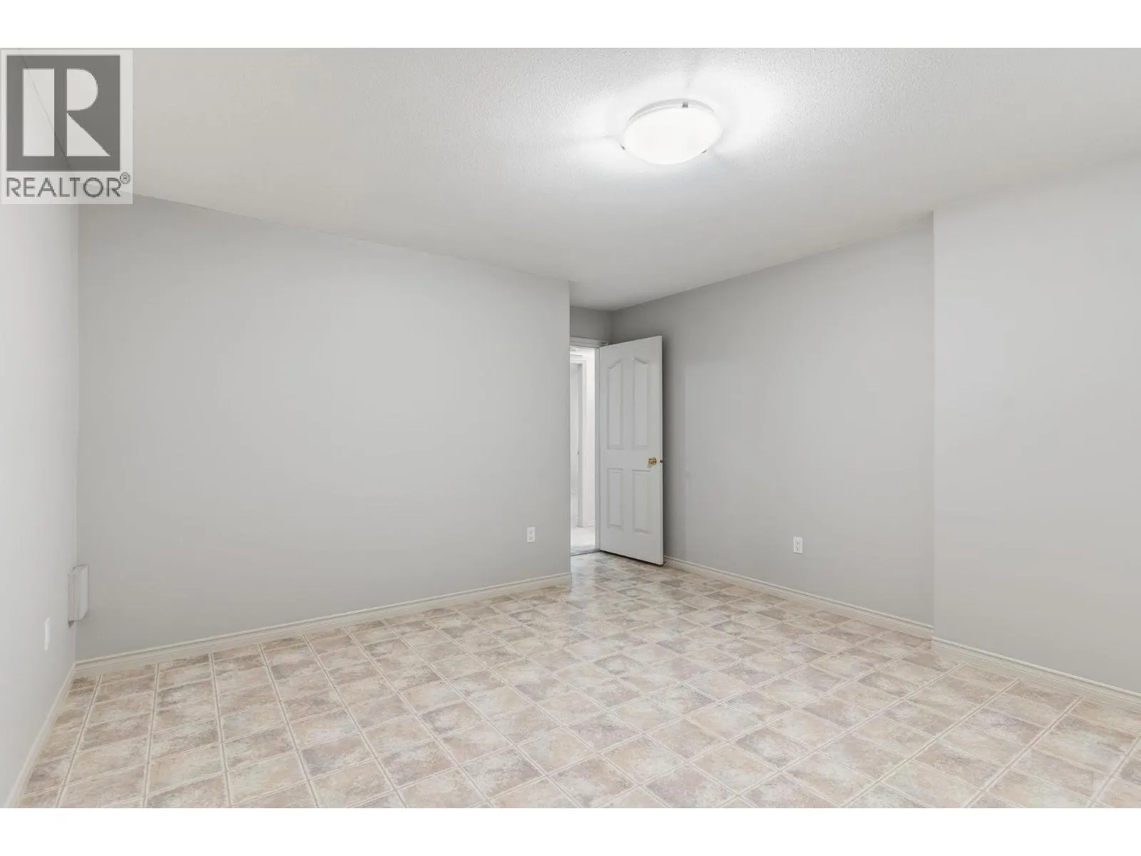 416 Quilchena Drive