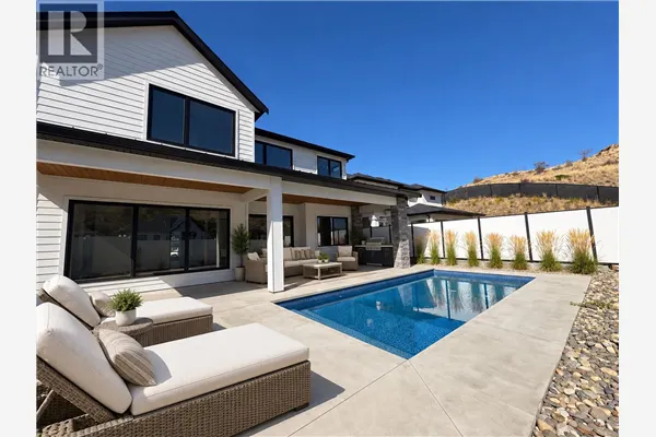 5533 Foothill Court