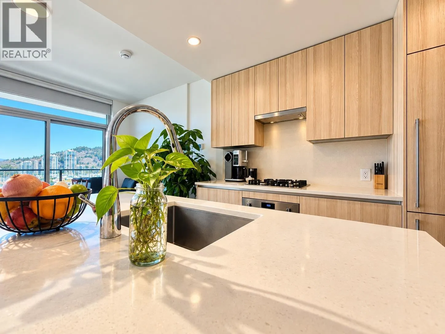 238 Leon Avenue Unit# 1901