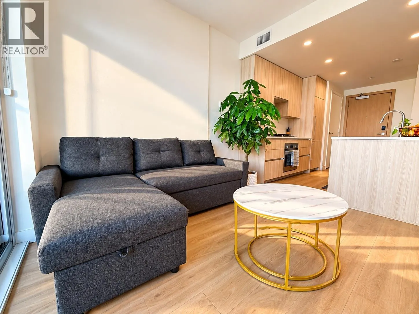 238 Leon Avenue Unit# 1901