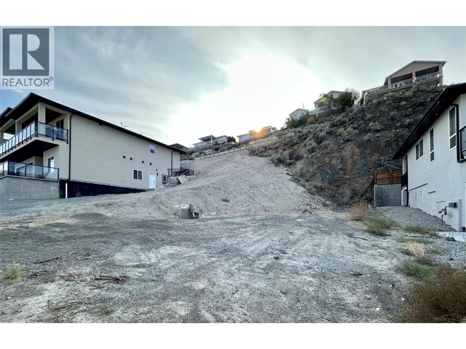 3804 Torrey Pines Drive