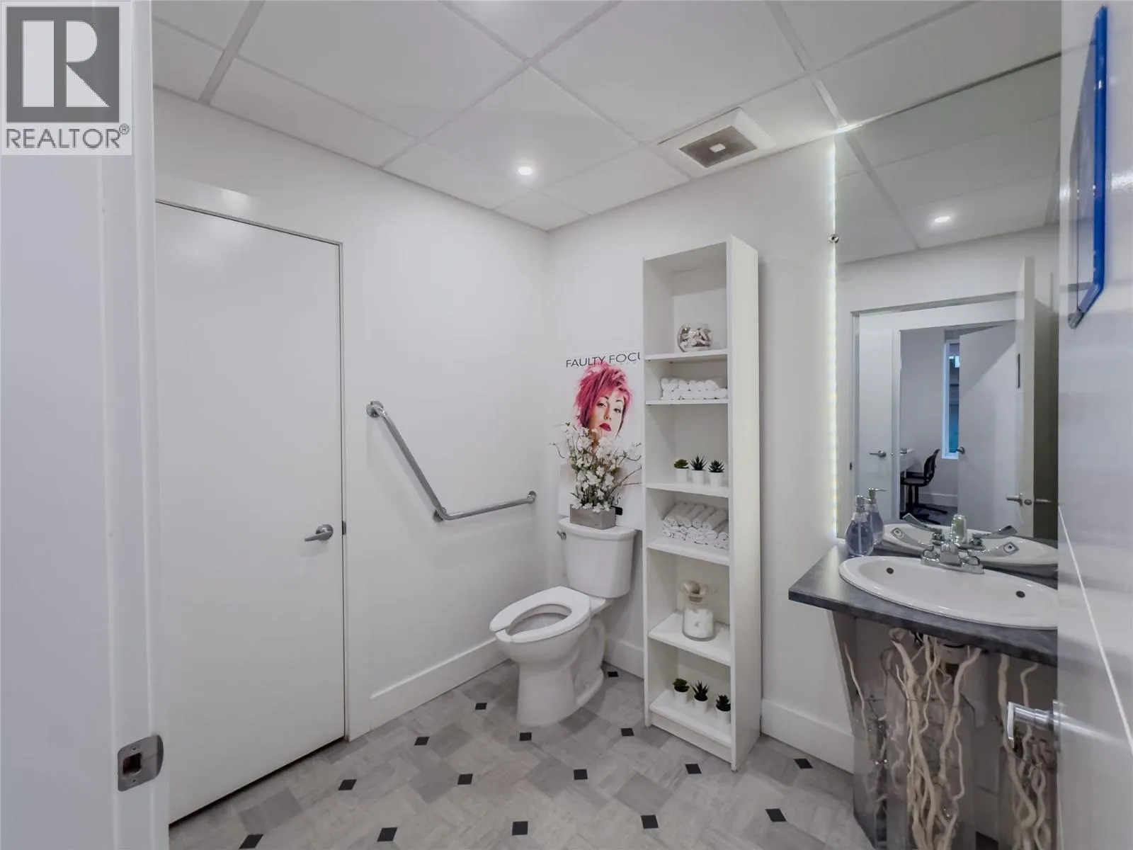 765 McGill Road Unit# 101