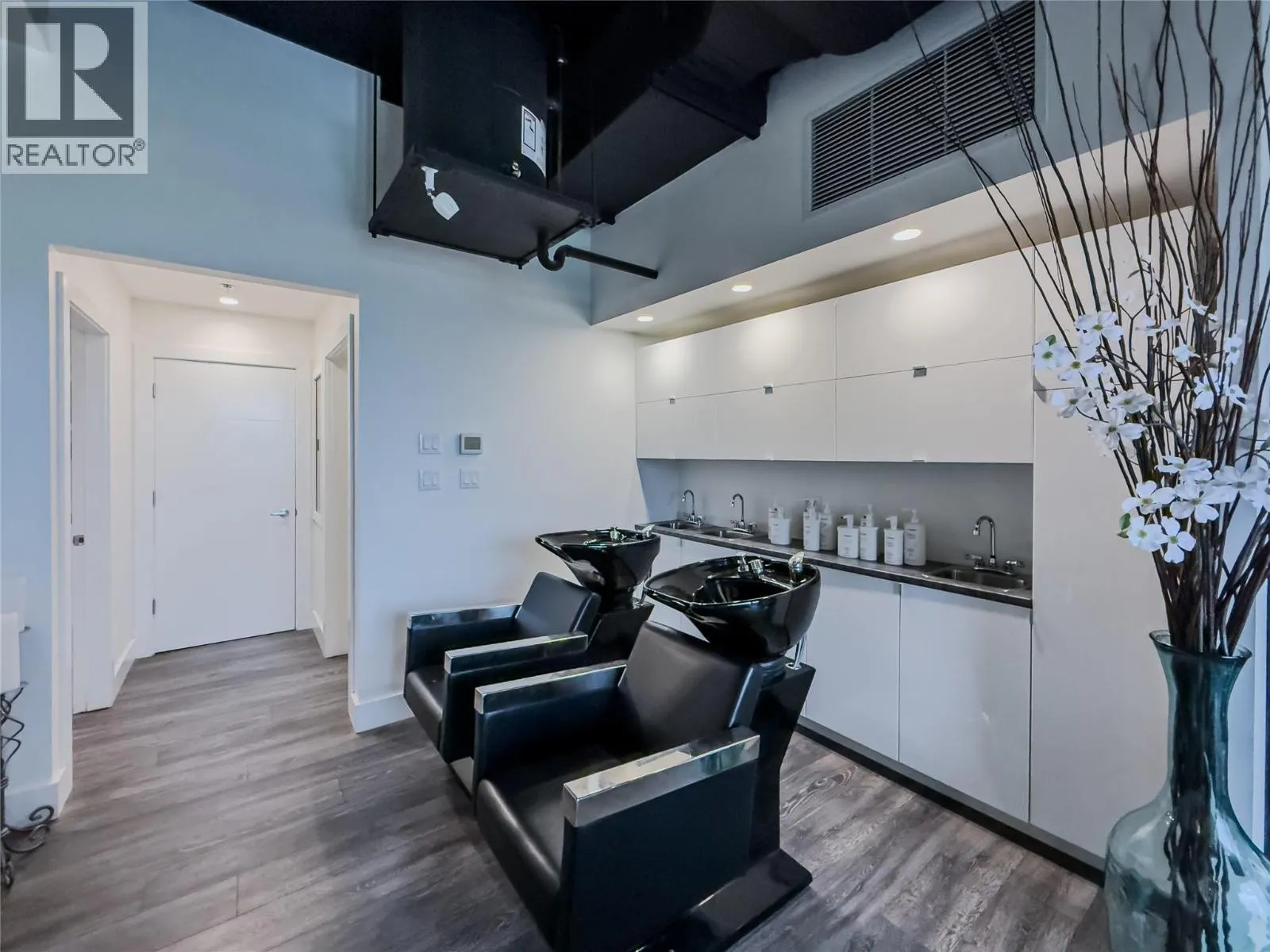 765 McGill Road Unit# 101