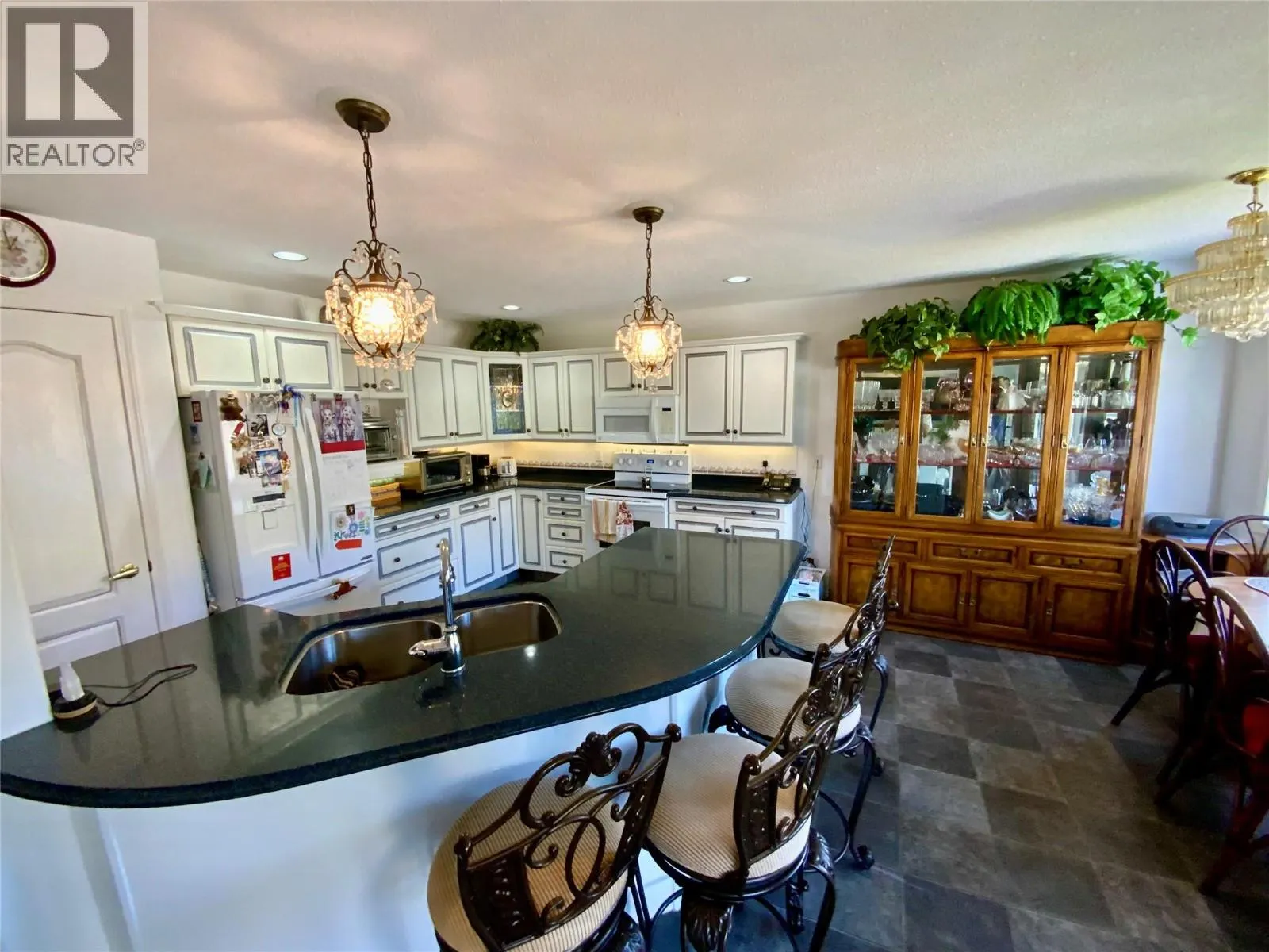 437 RIDGE Road