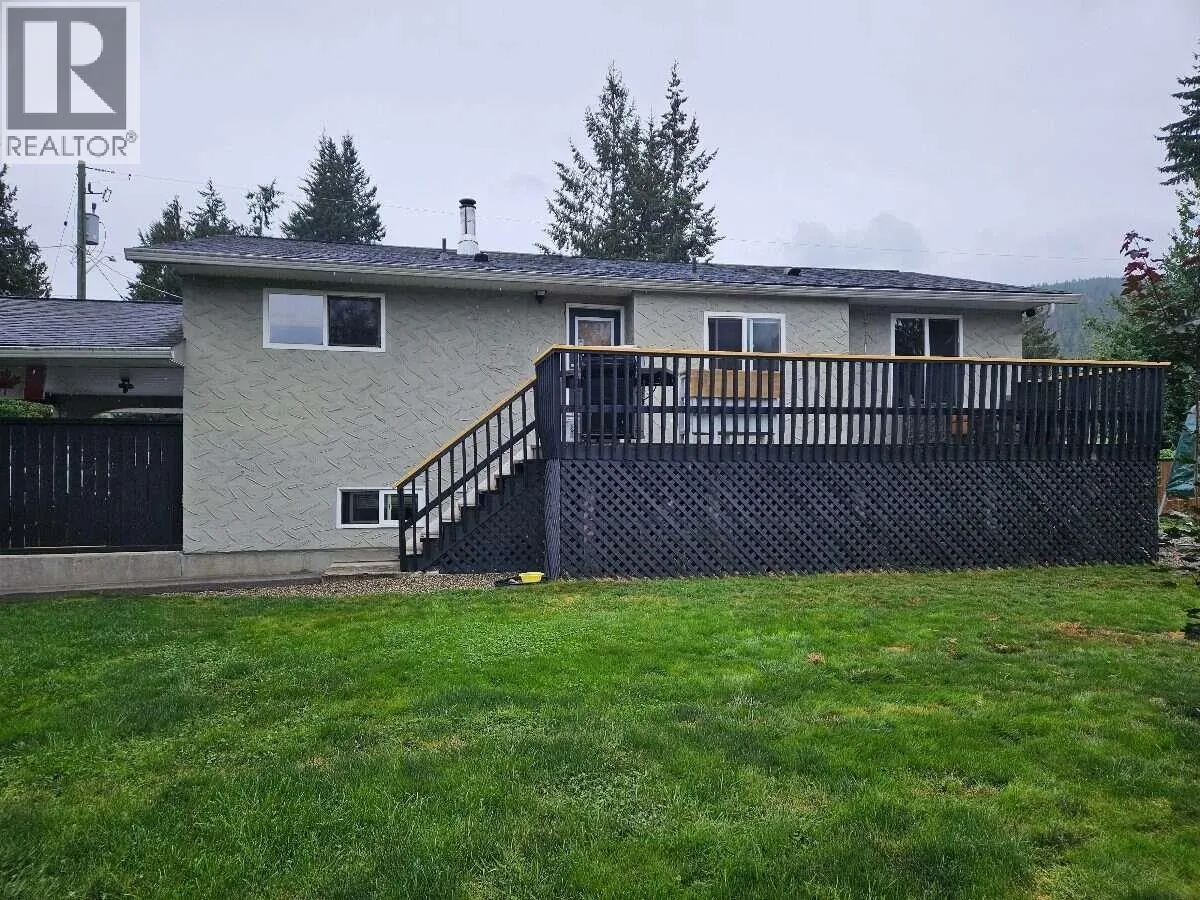 606 Gillis Avenue