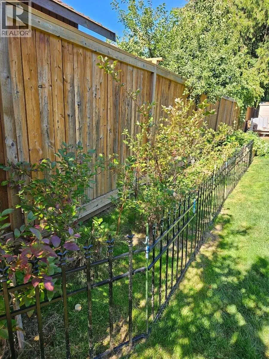 606 Gillis Avenue
