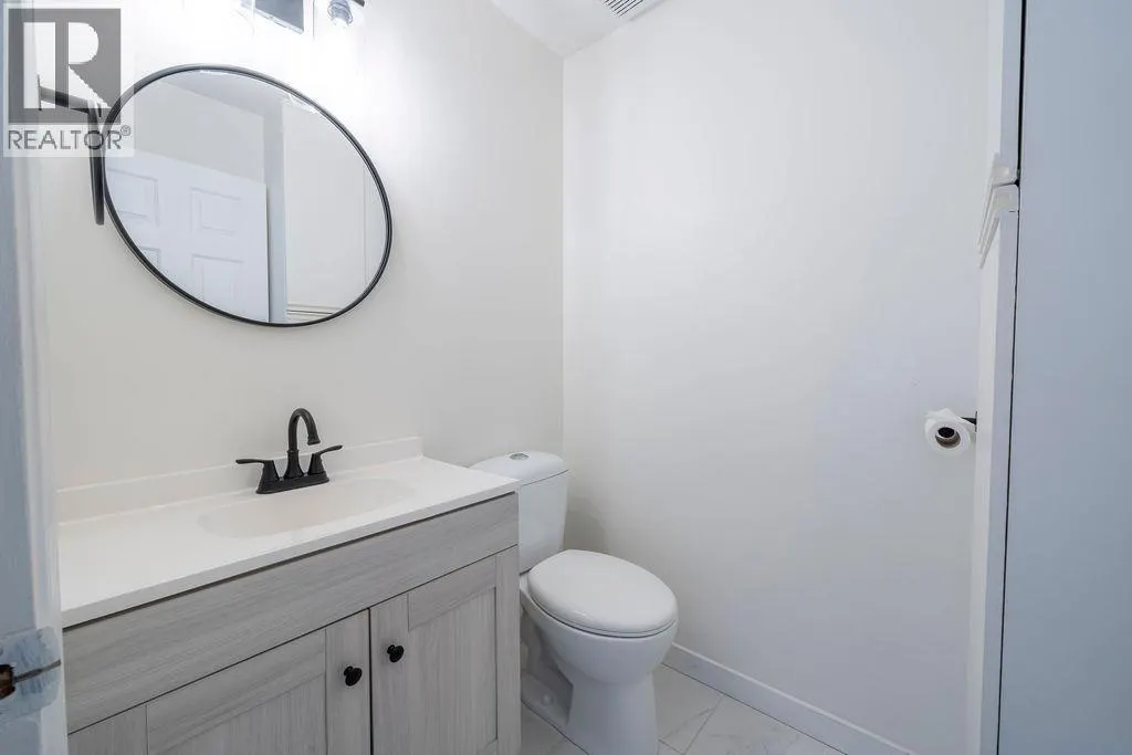 2526 NECHAKO Drive Unit# 10
