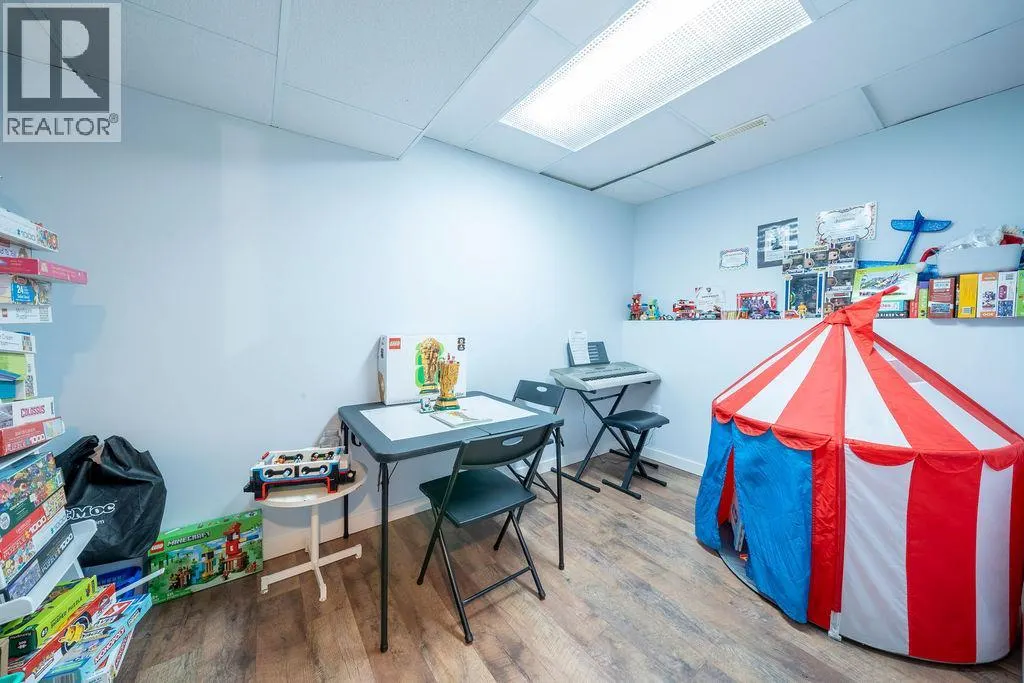 2526 NECHAKO Drive Unit# 10