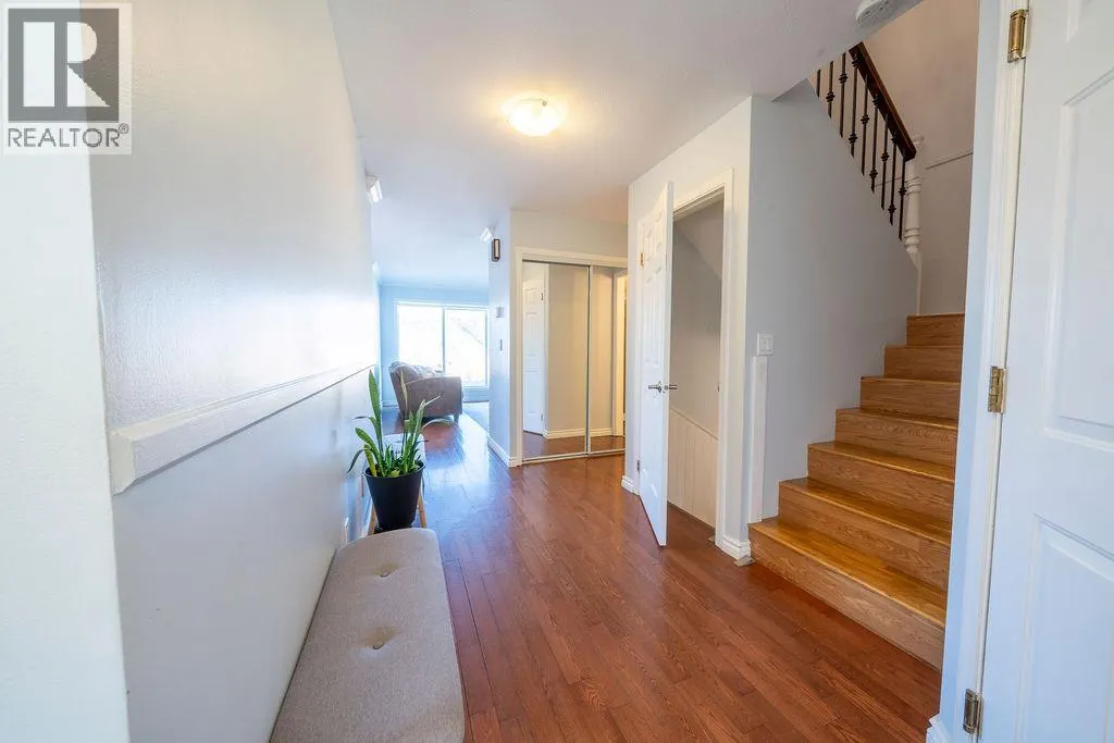 2526 NECHAKO Drive Unit# 10