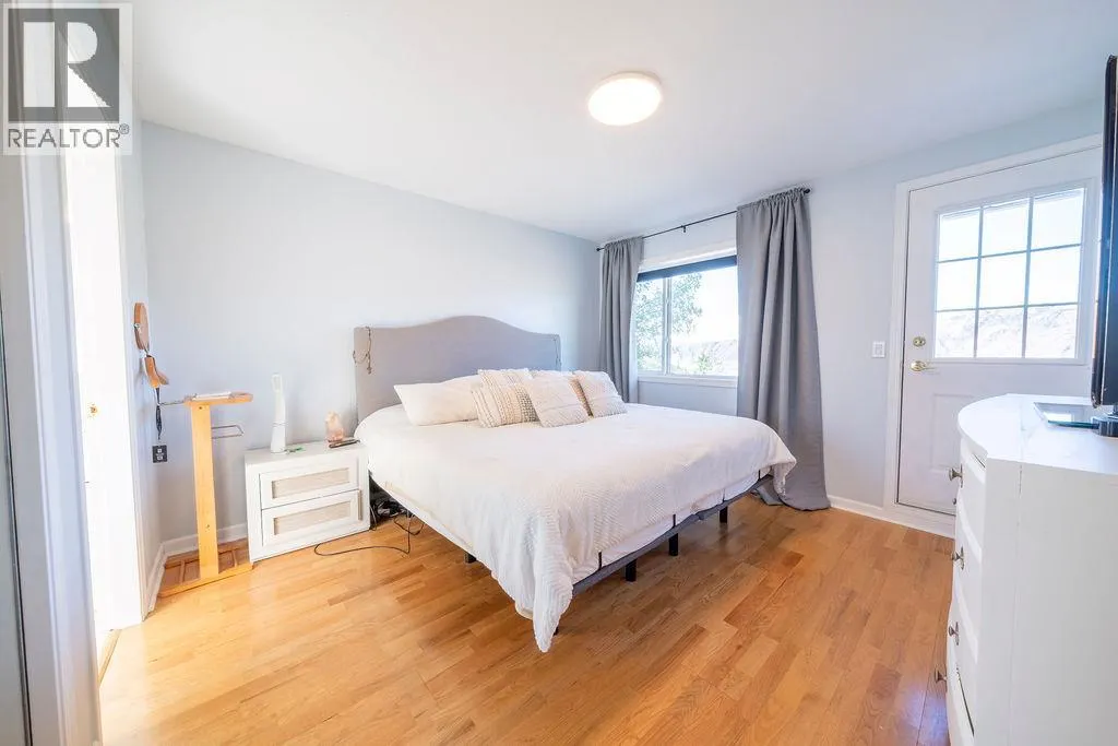 2526 NECHAKO Drive Unit# 10