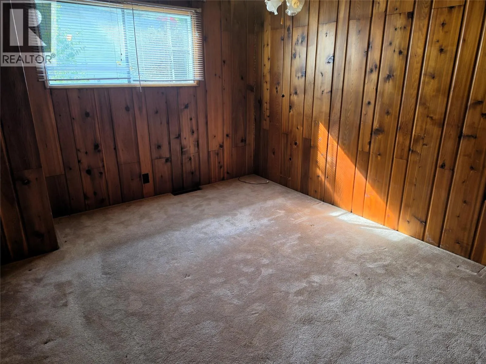 582 Valhalla Road
