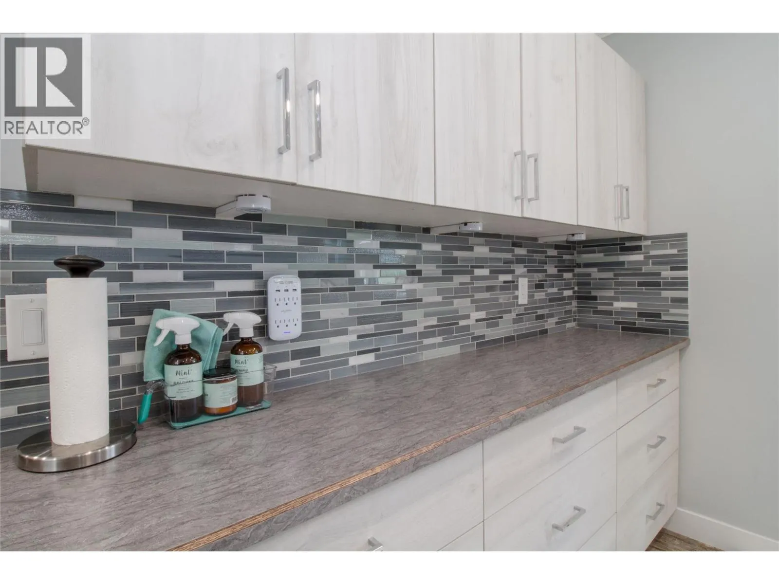 978 Lundell Road Unit# 16