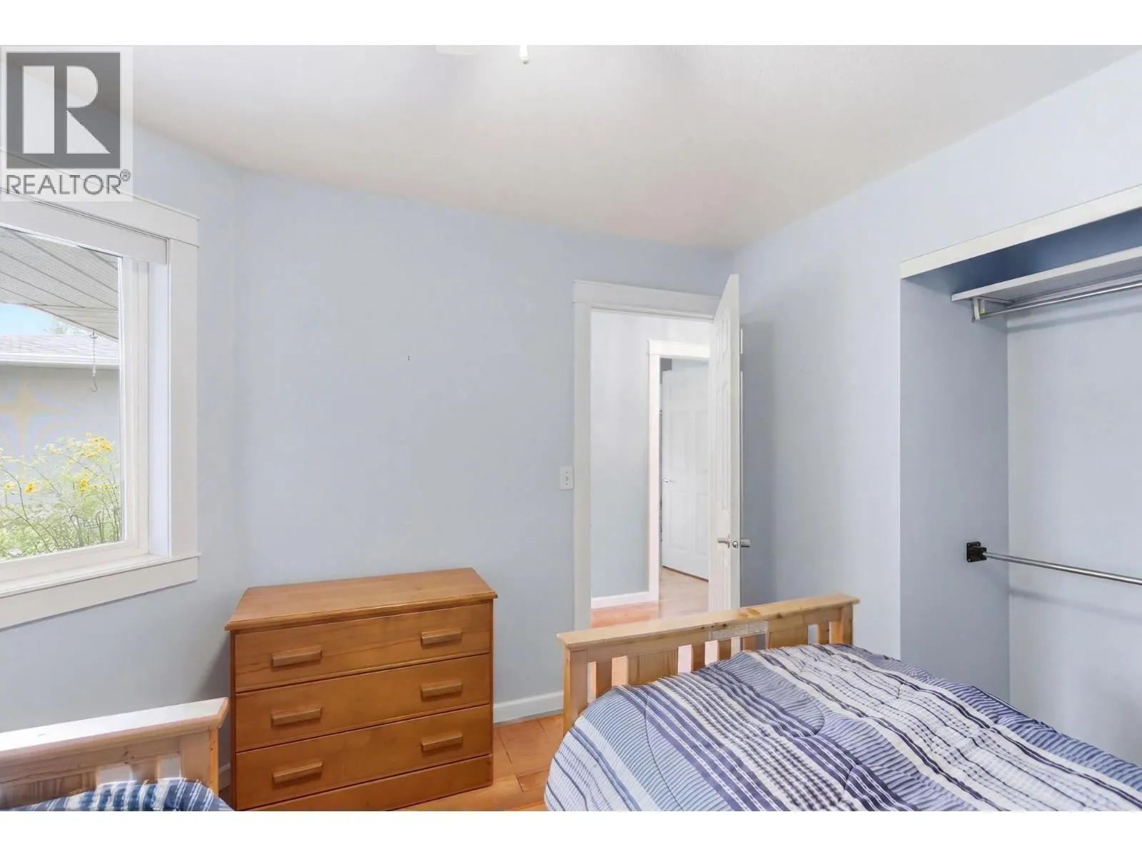 4035 Gellatly Road Unit# 106