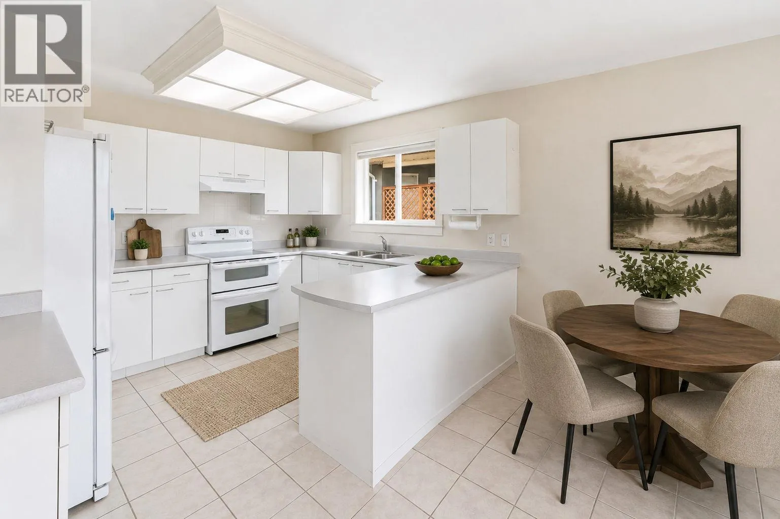 4035 Gellatly Road Unit# 106