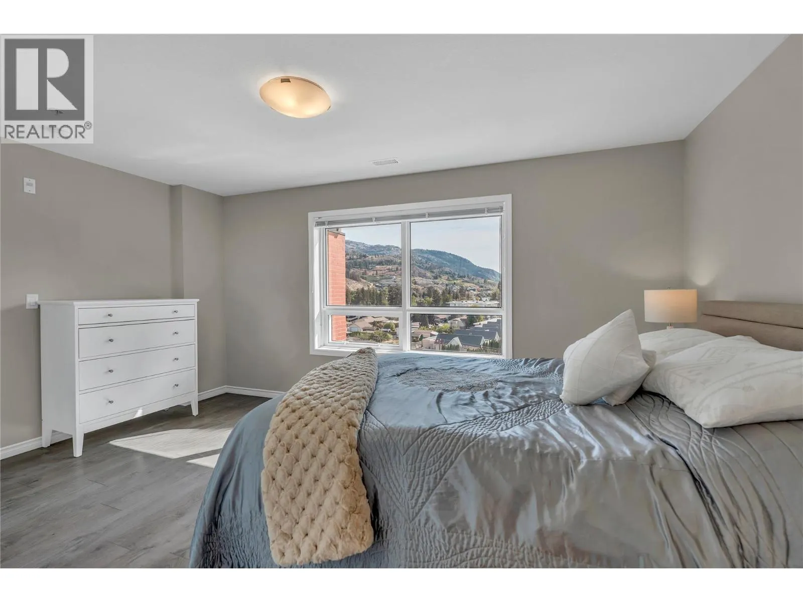 3388 Skaha Lake Road Unit# 807
