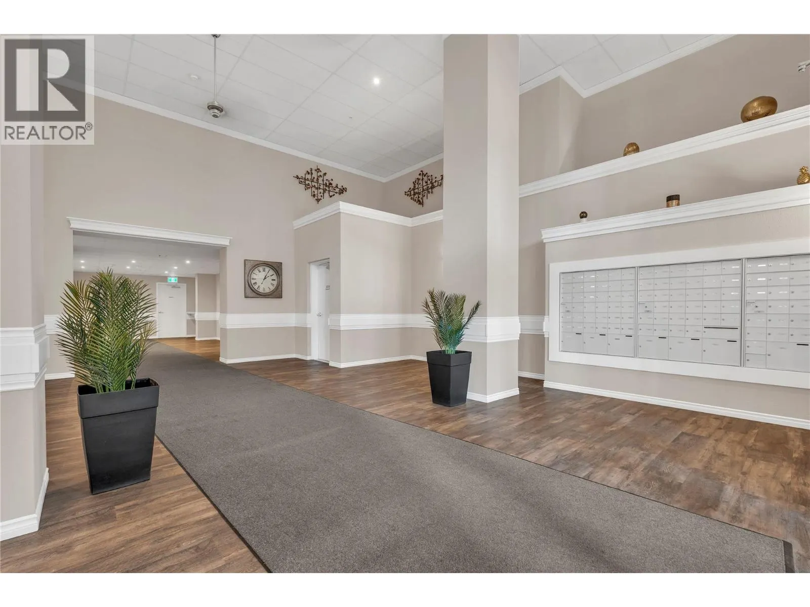 3388 Skaha Lake Road Unit# 807