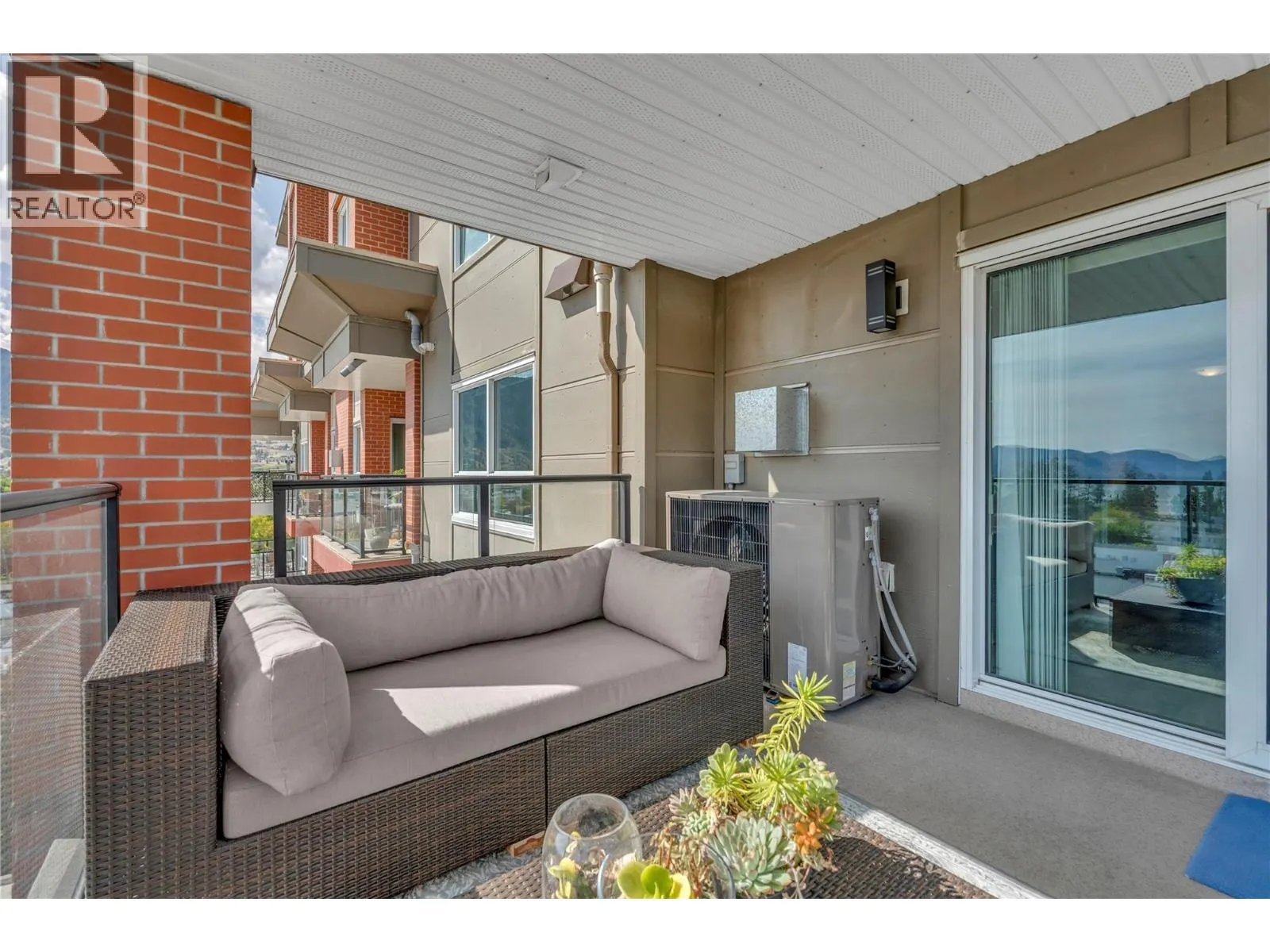 3388 Skaha Lake Road Unit# 807