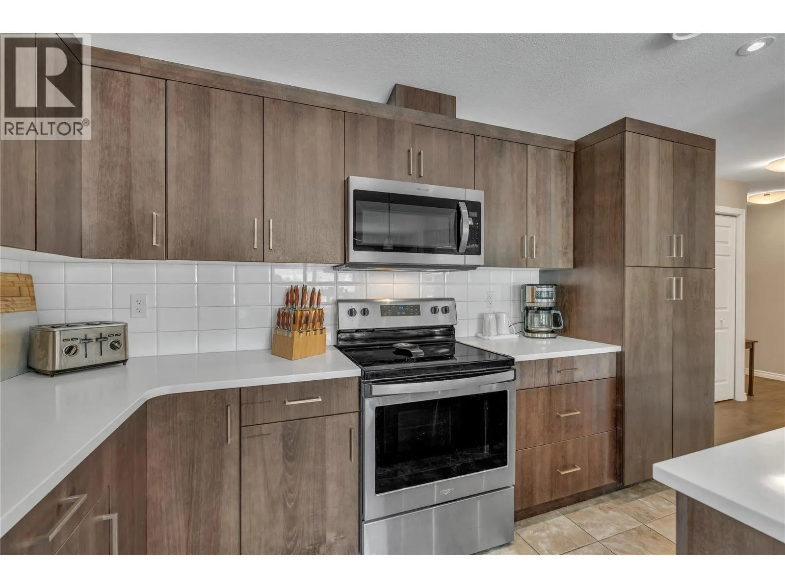 3388 Skaha Lake Road Unit# 807