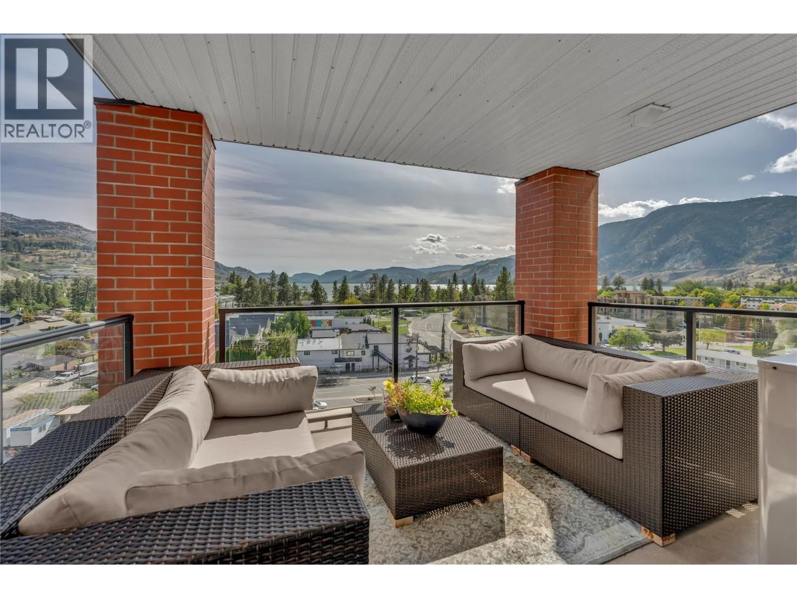 3388 Skaha Lake Road Unit# 807