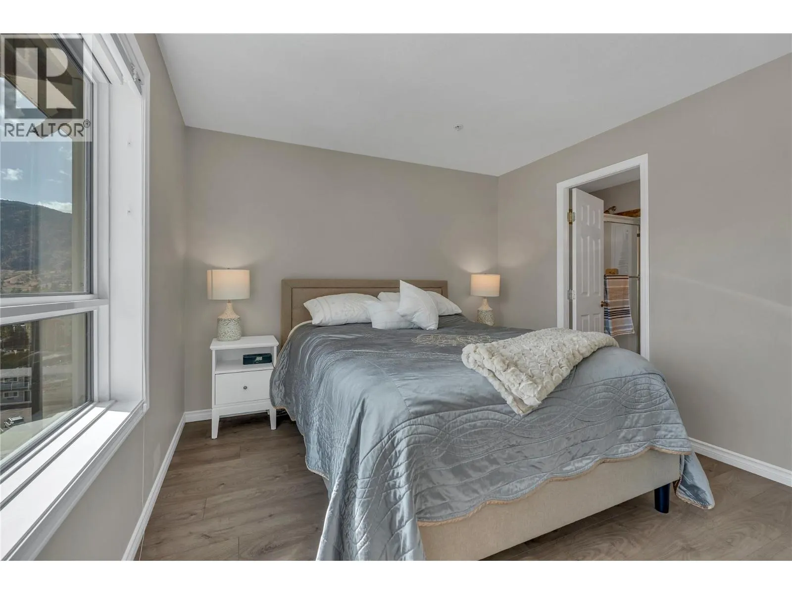 3388 Skaha Lake Road Unit# 807