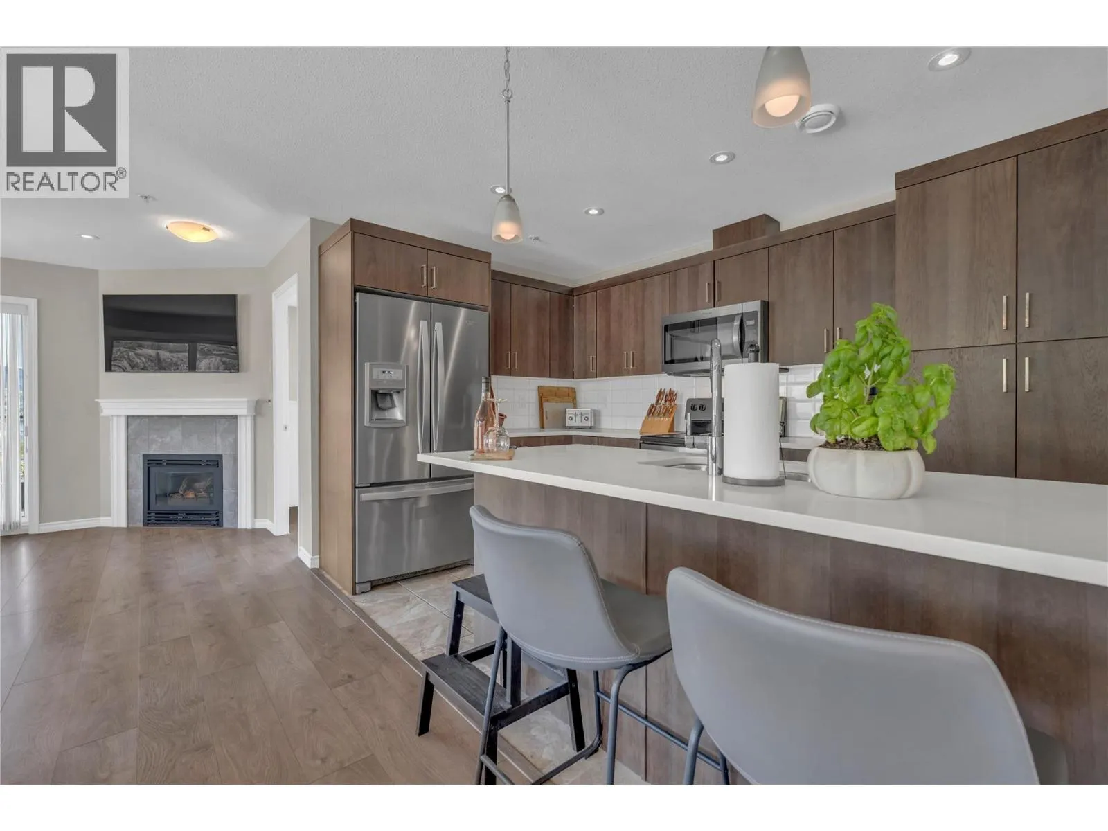 3388 Skaha Lake Road Unit# 807