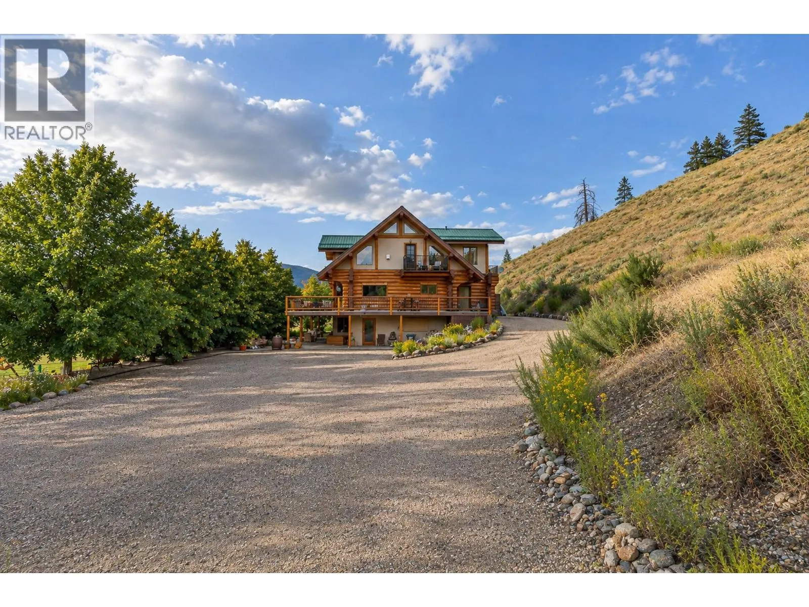 1225 Round Lake Road