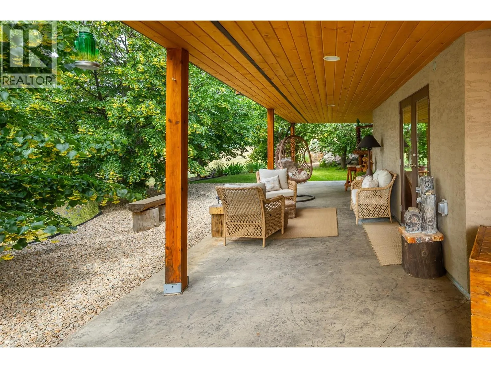 1225 Round Lake Road