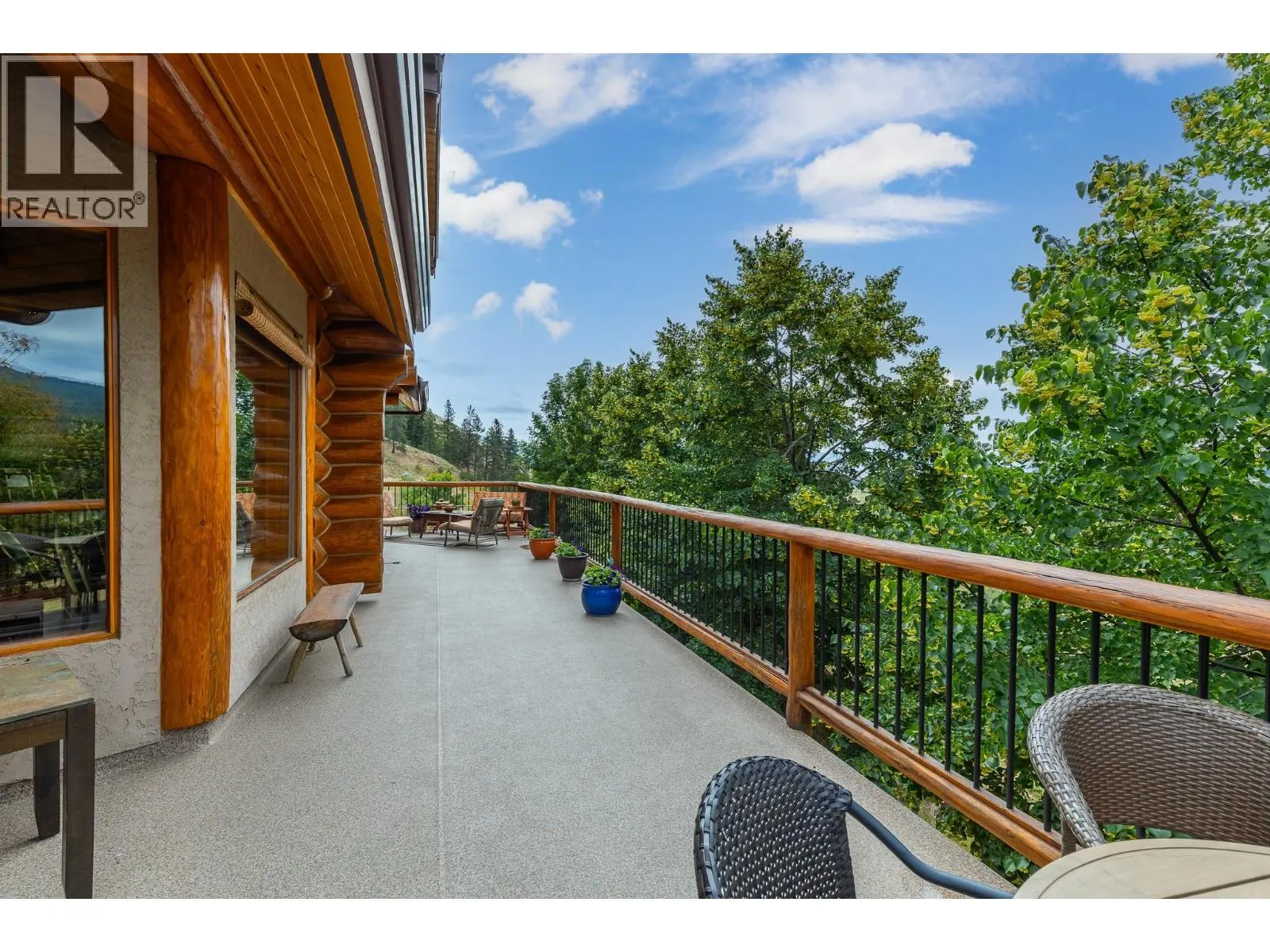 1225 Round Lake Road