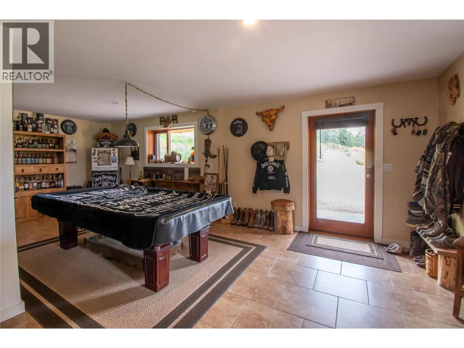 1225 Round Lake Road