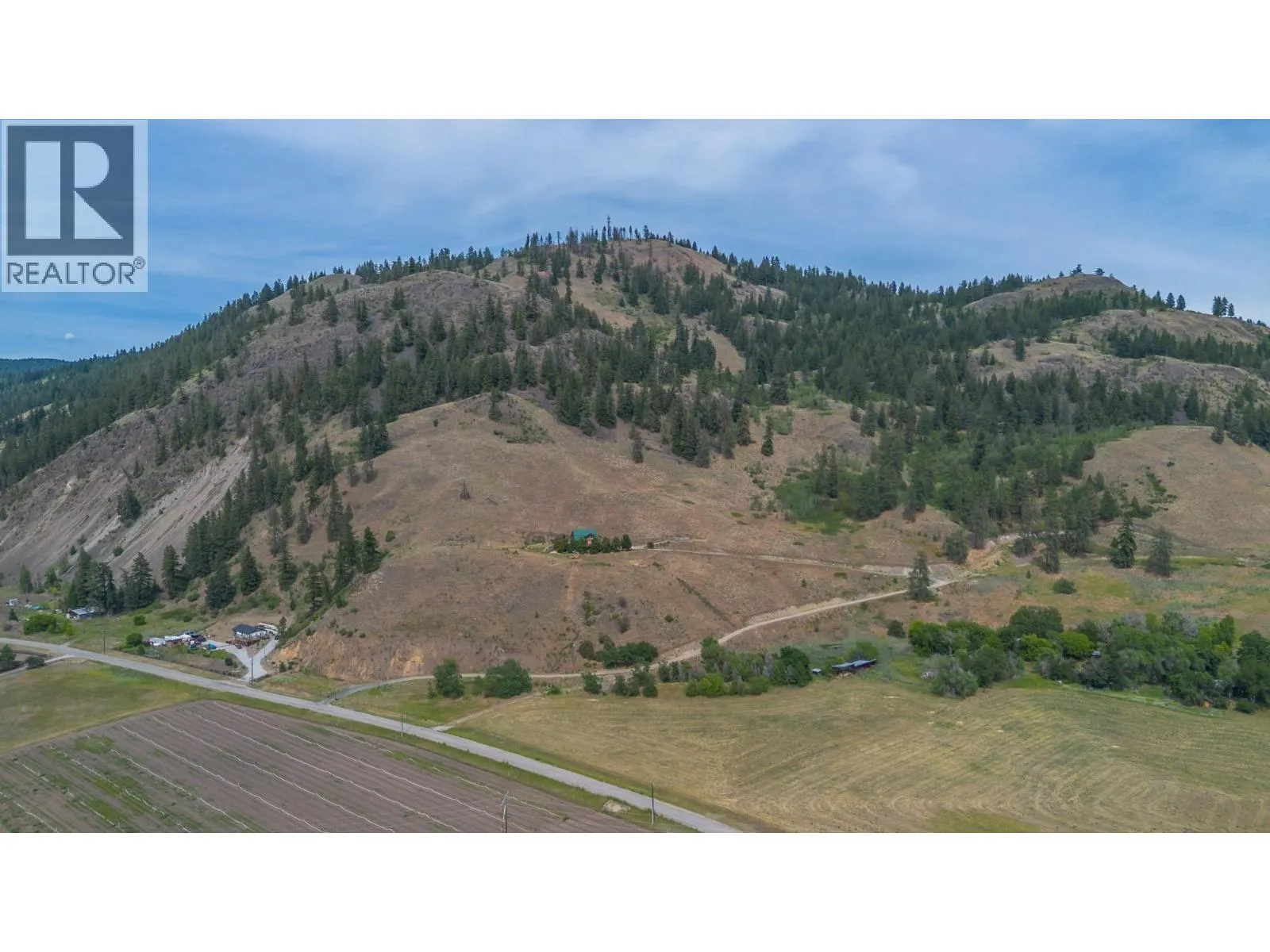 1225 Round Lake Road