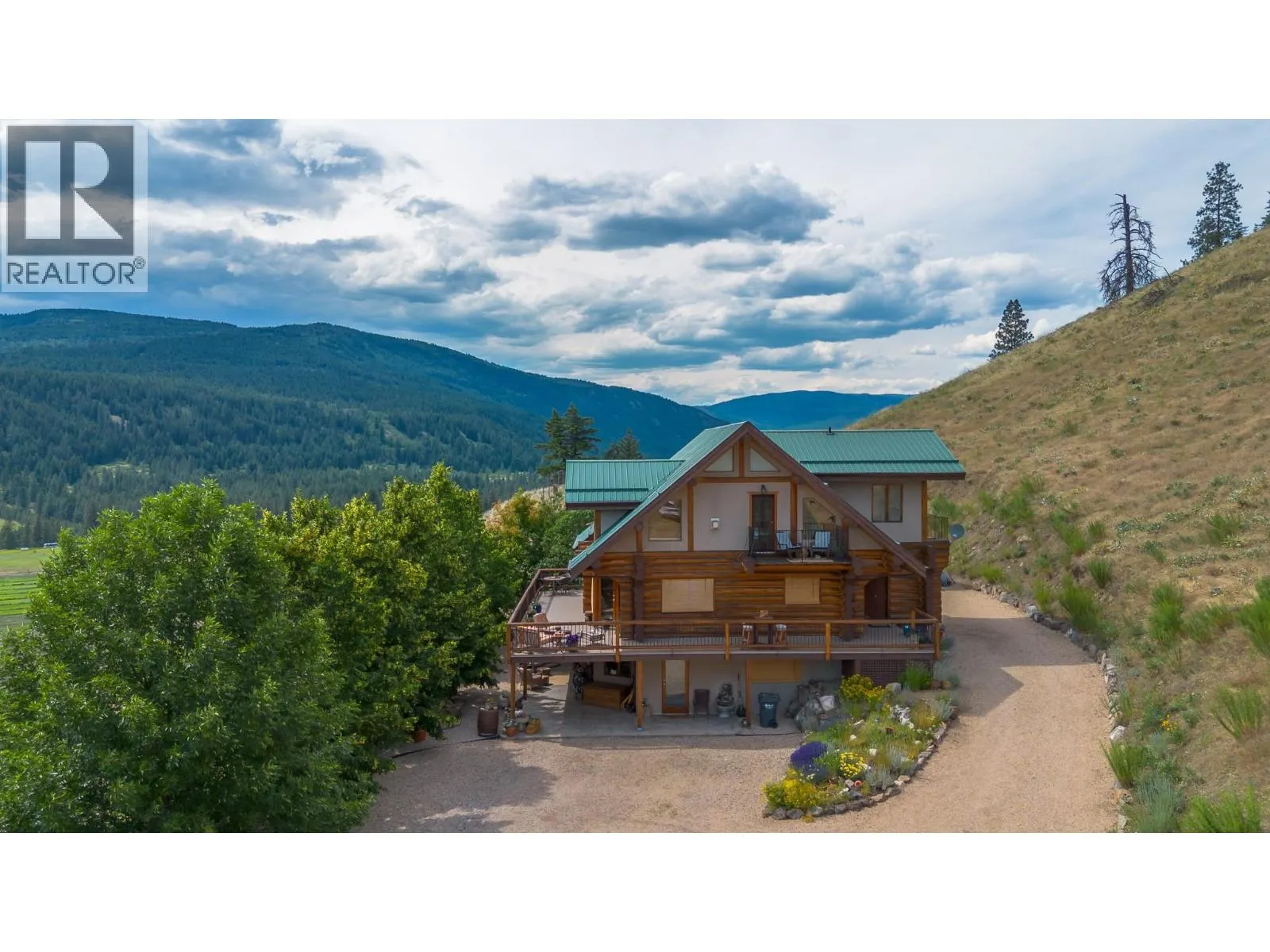 1225 Round Lake Road