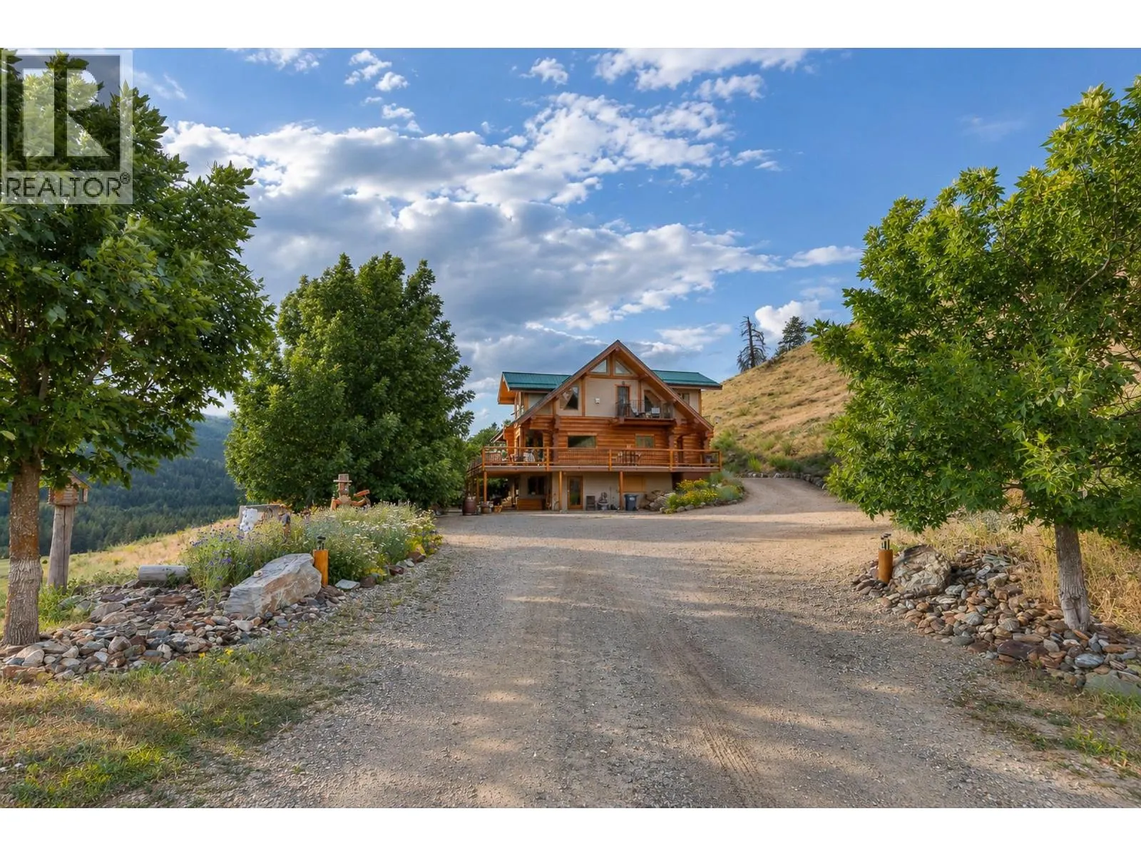 1225 Round Lake Road