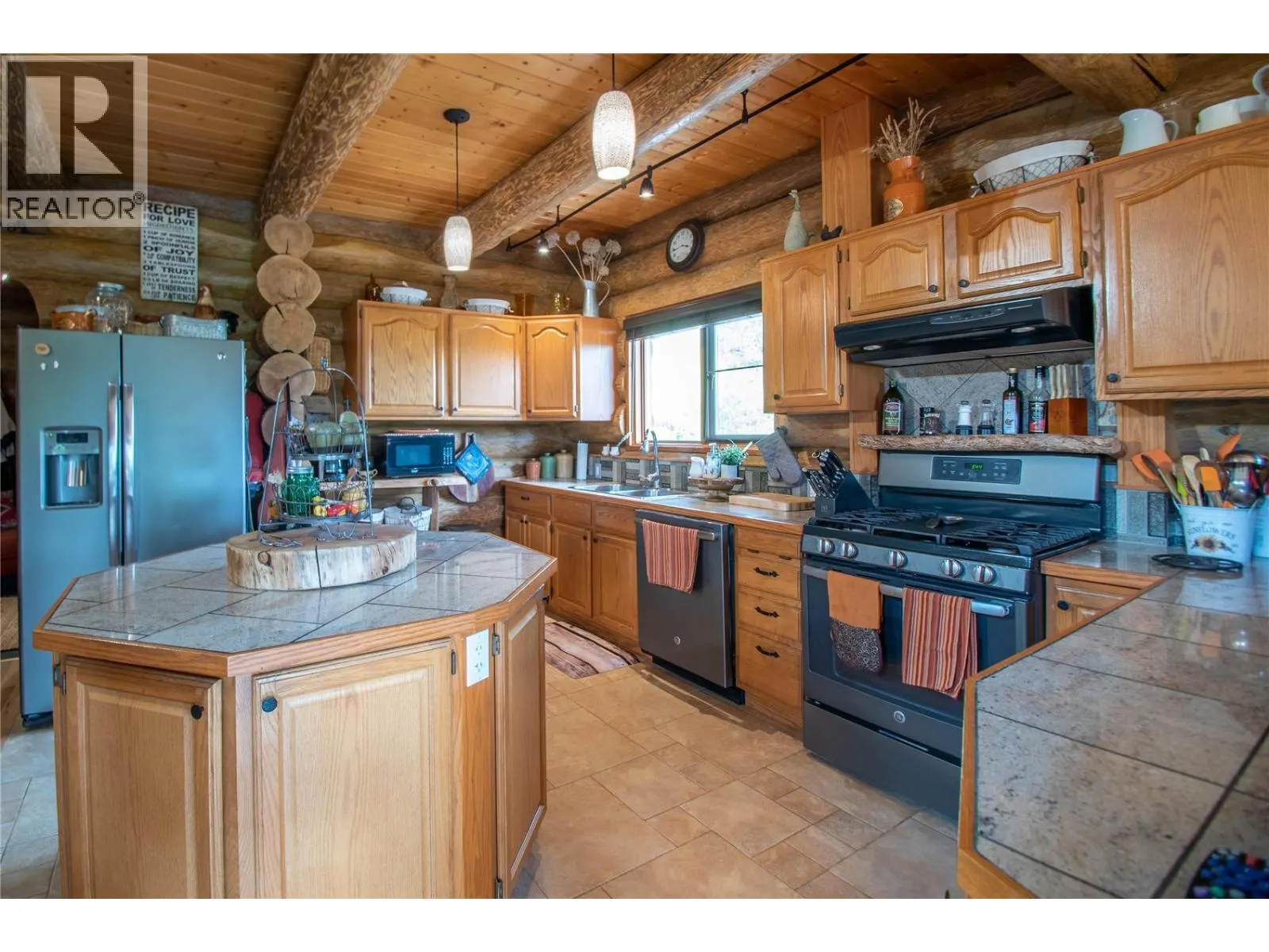 1225 Round Lake Road