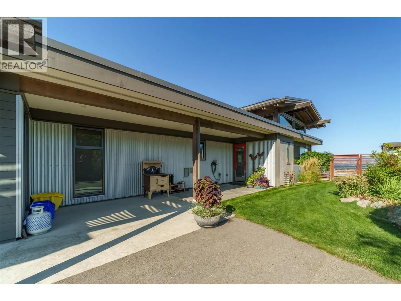 823 Sworder Road