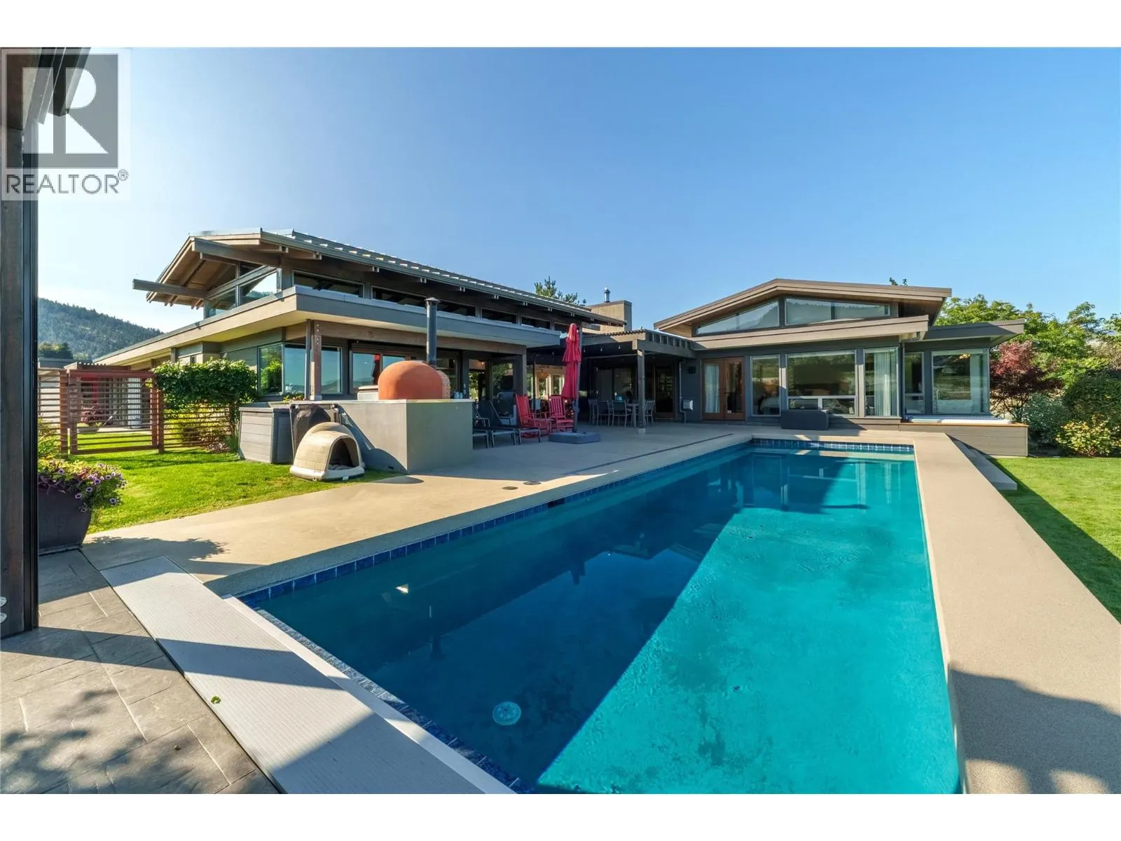 823 Sworder Road