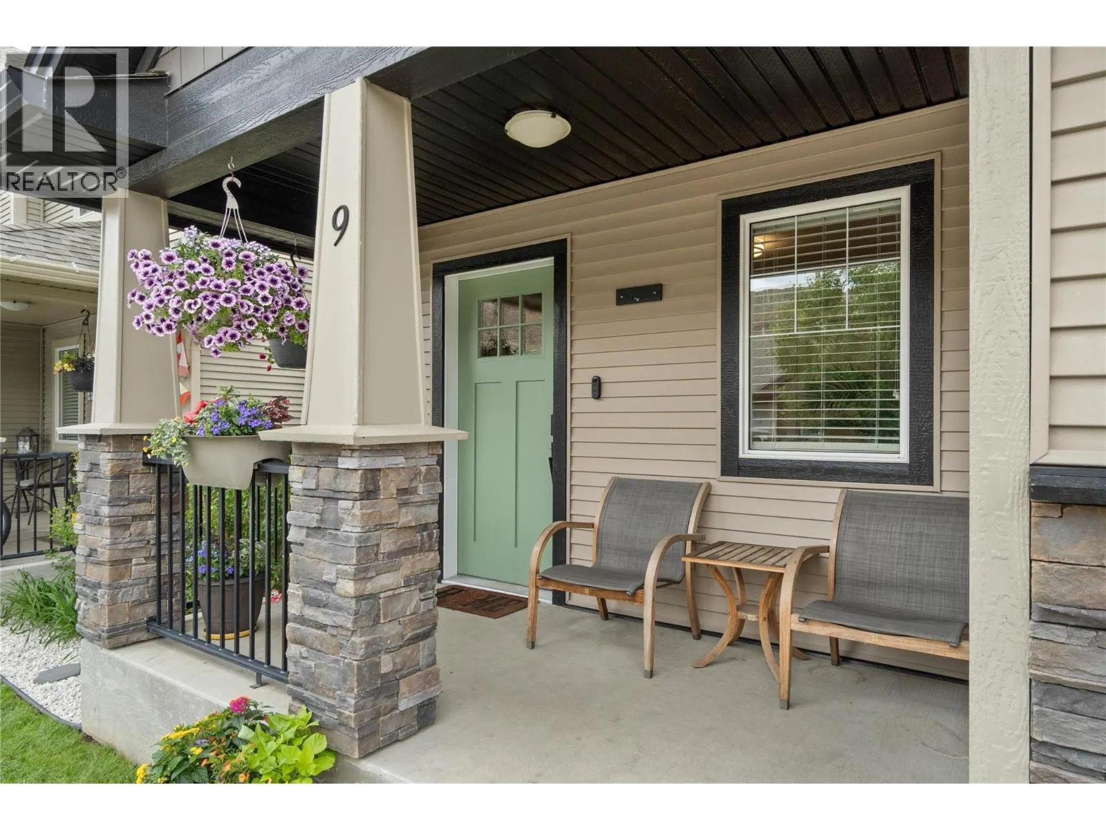 2592 Crestline Street Unit# 9