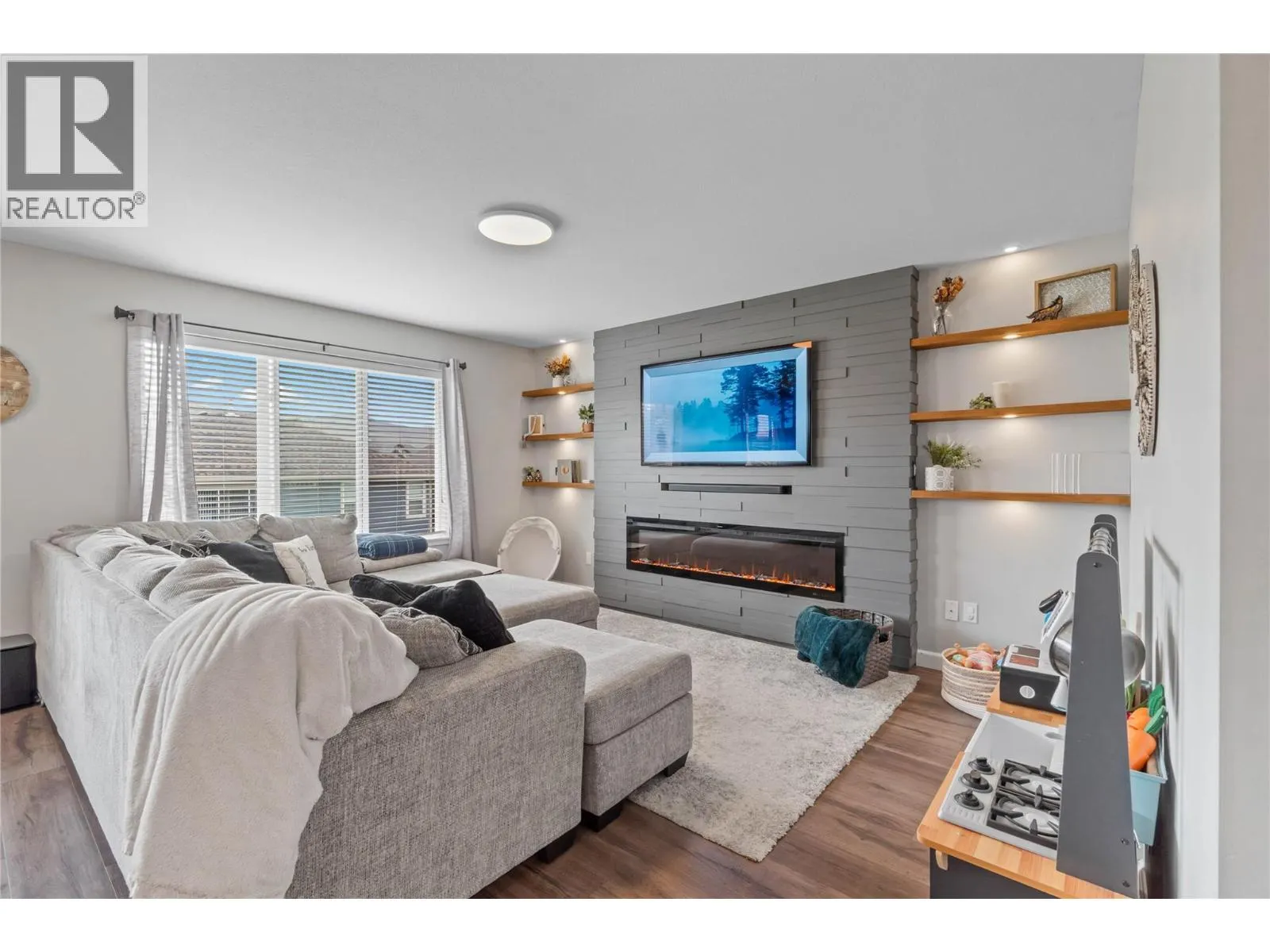 2592 Crestline Street Unit# 9