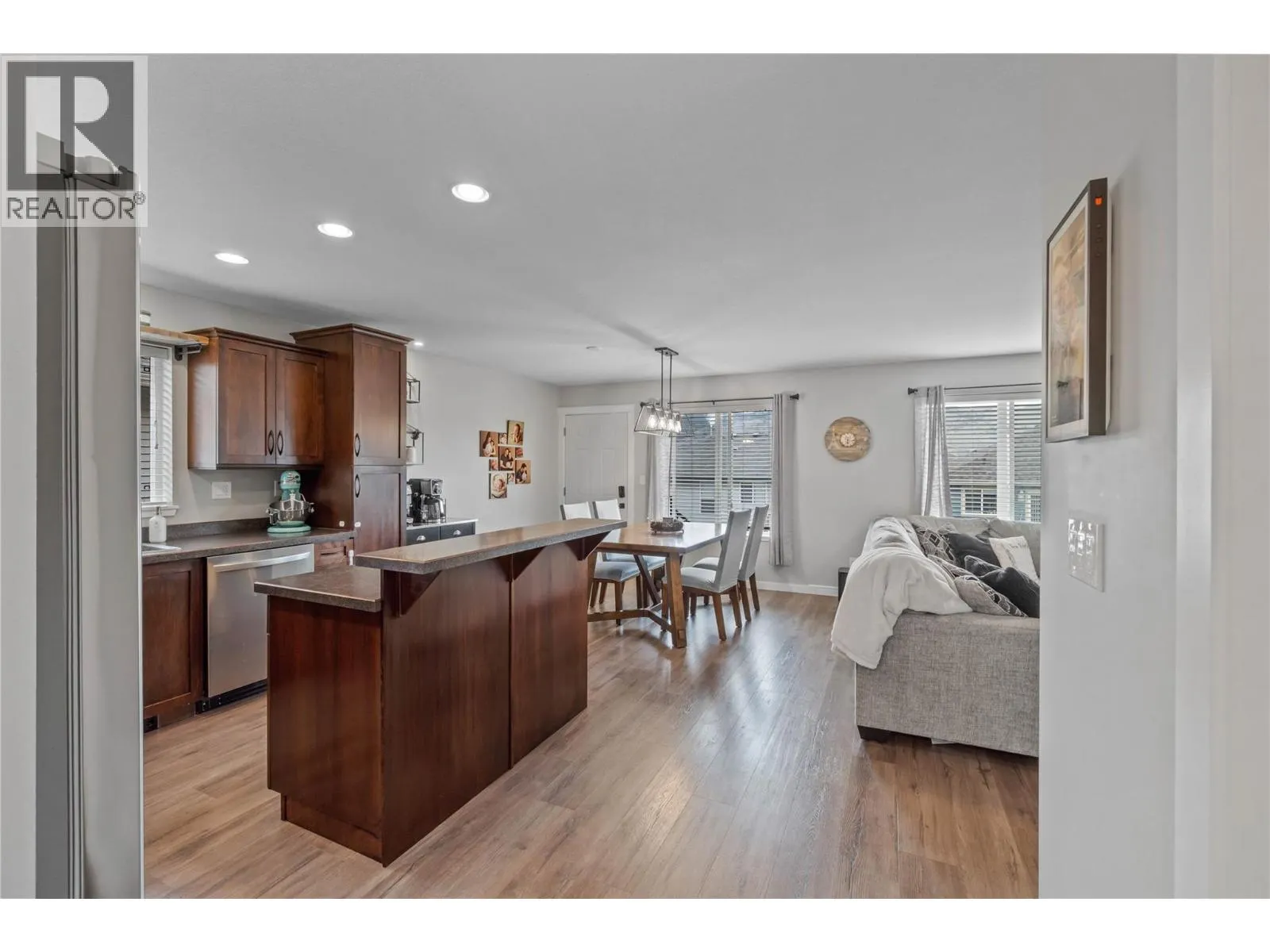 2592 Crestline Street Unit# 9