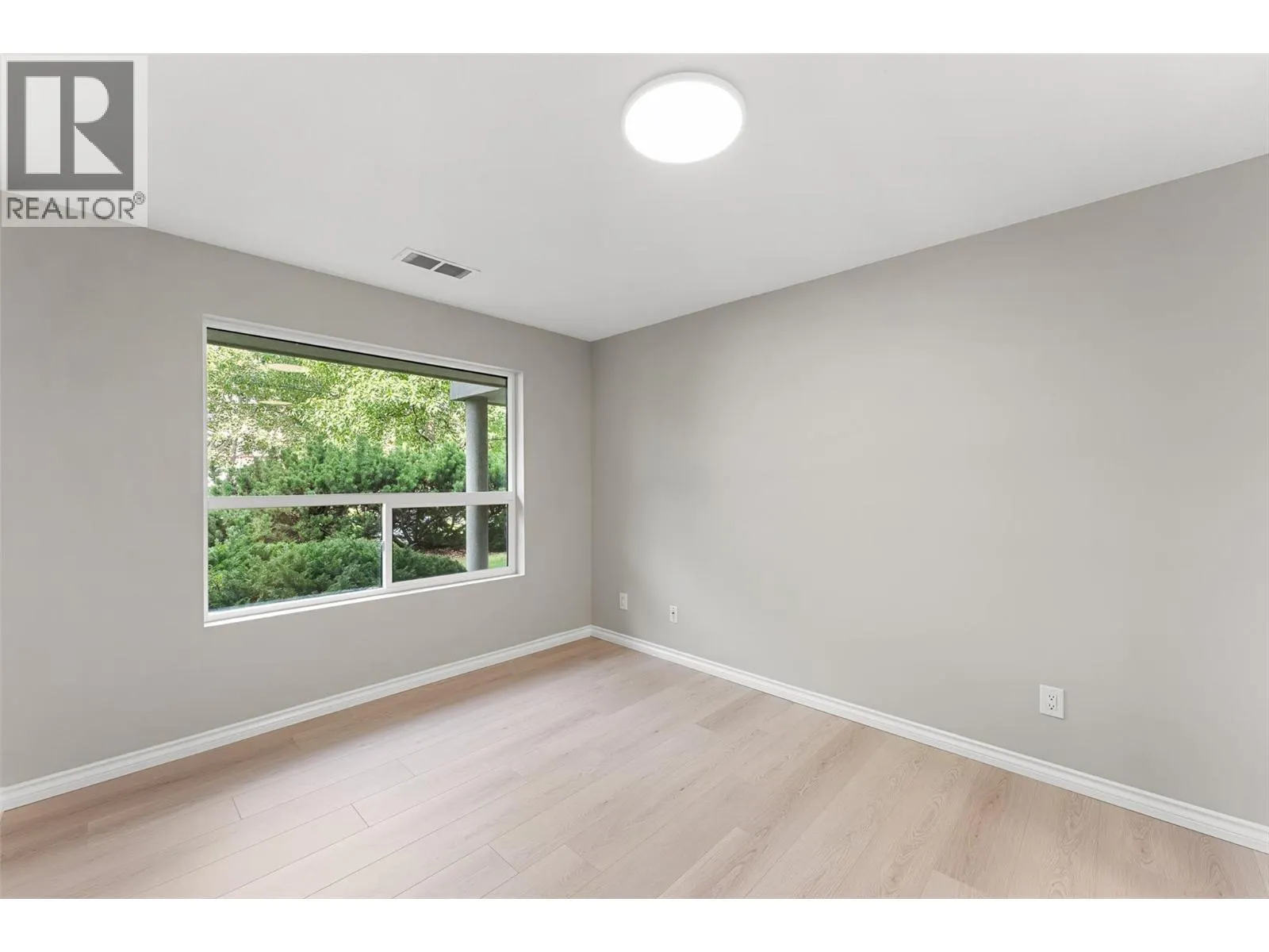 1965 Durnin Road Unit# 104