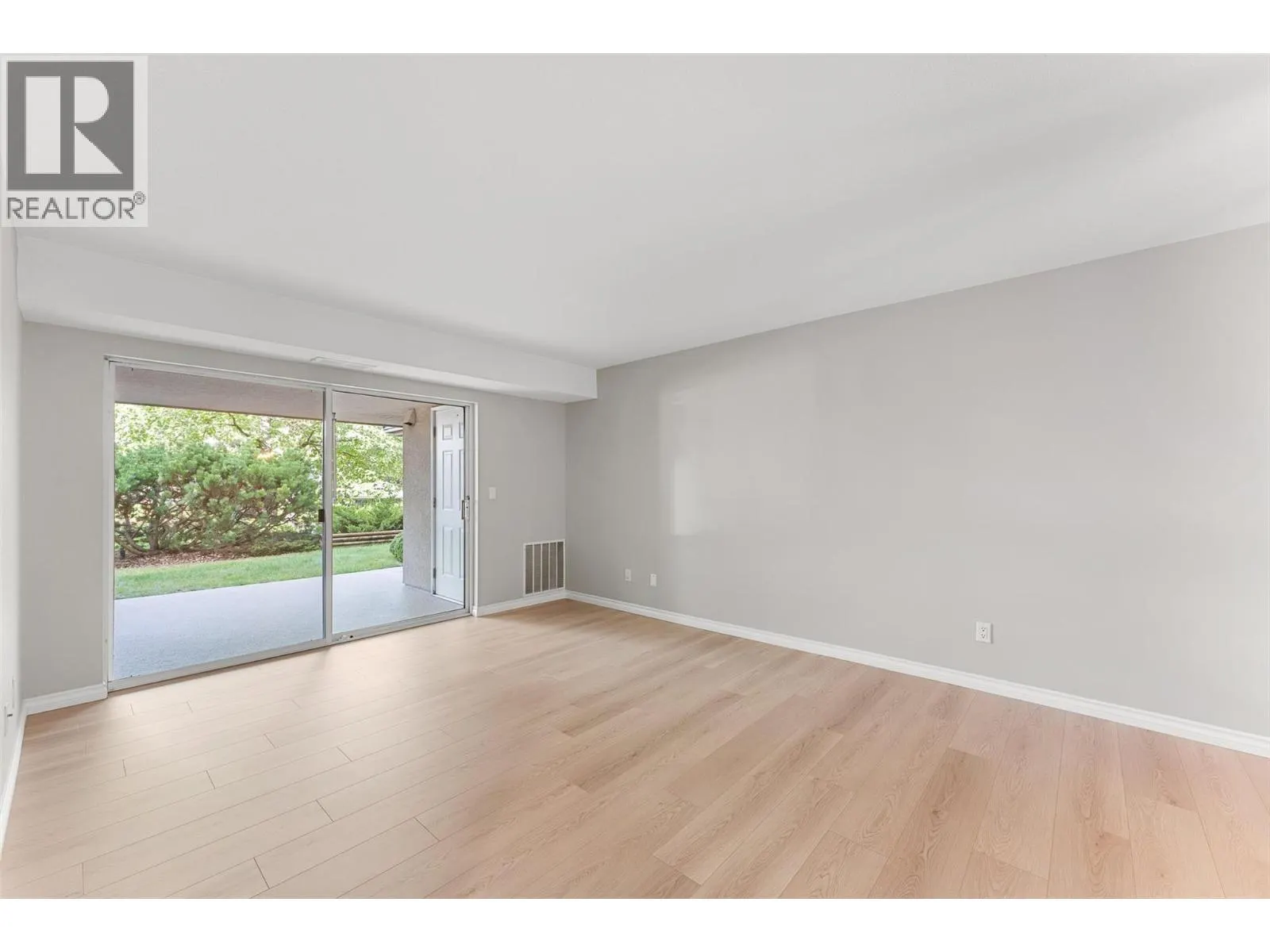 1965 Durnin Road Unit# 104
