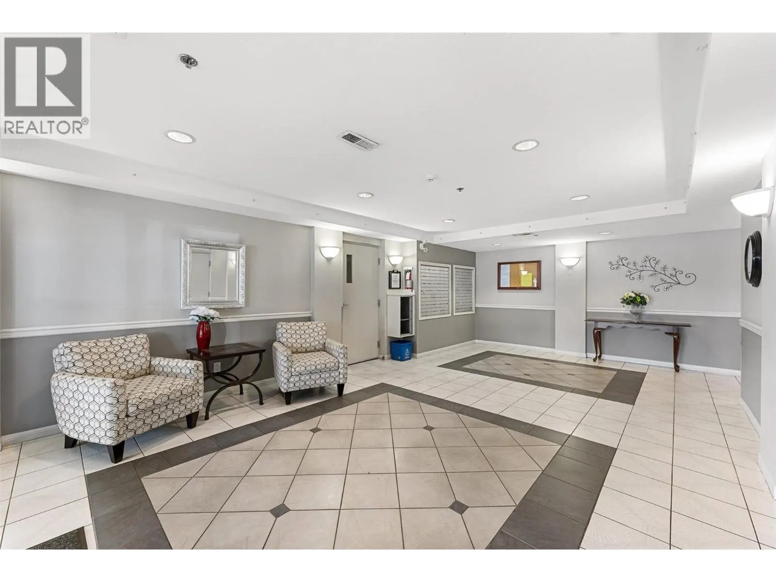 1965 Durnin Road Unit# 104