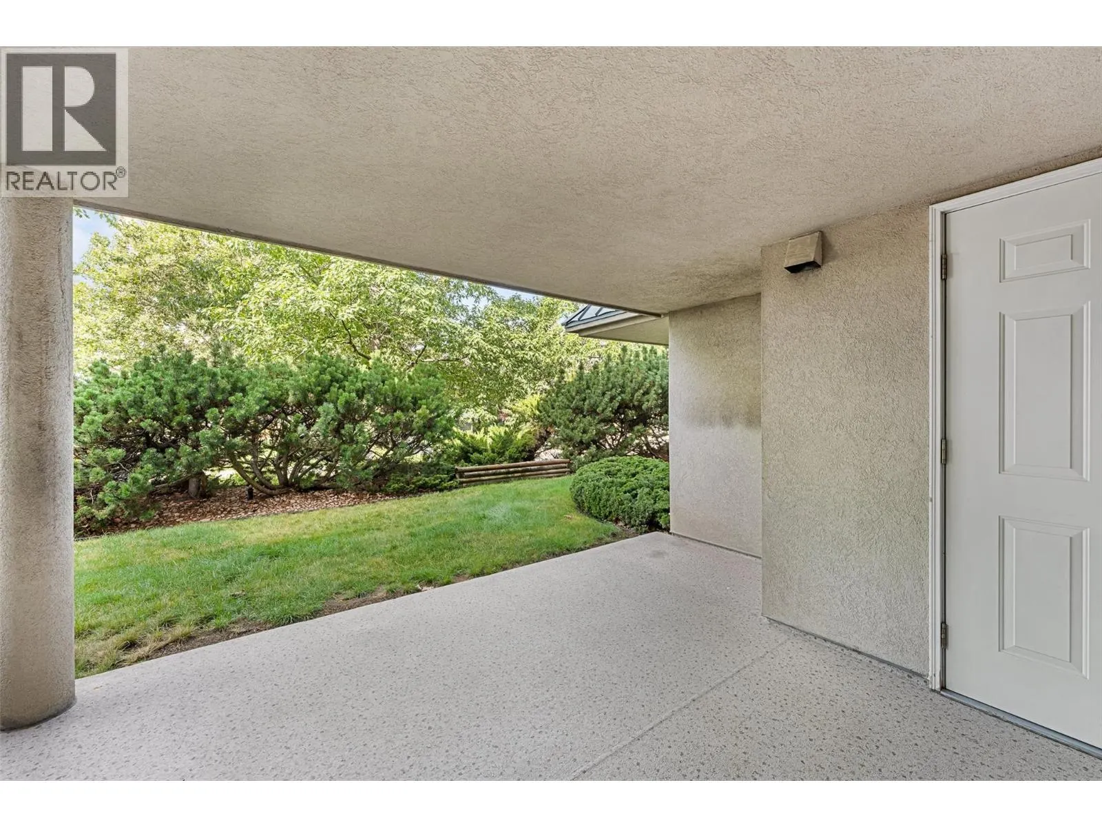 1965 Durnin Road Unit# 104