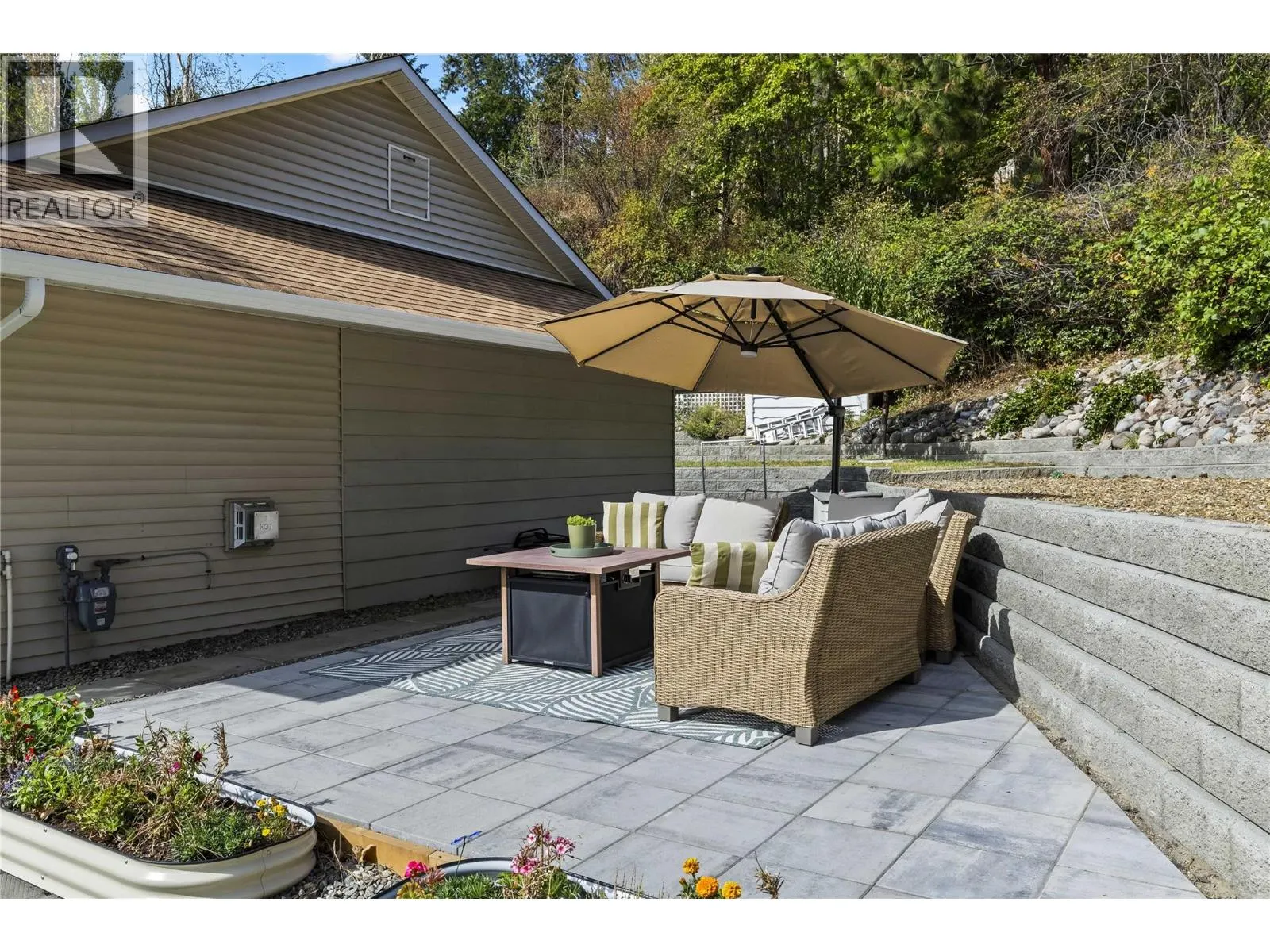 6312 Renfrew Road