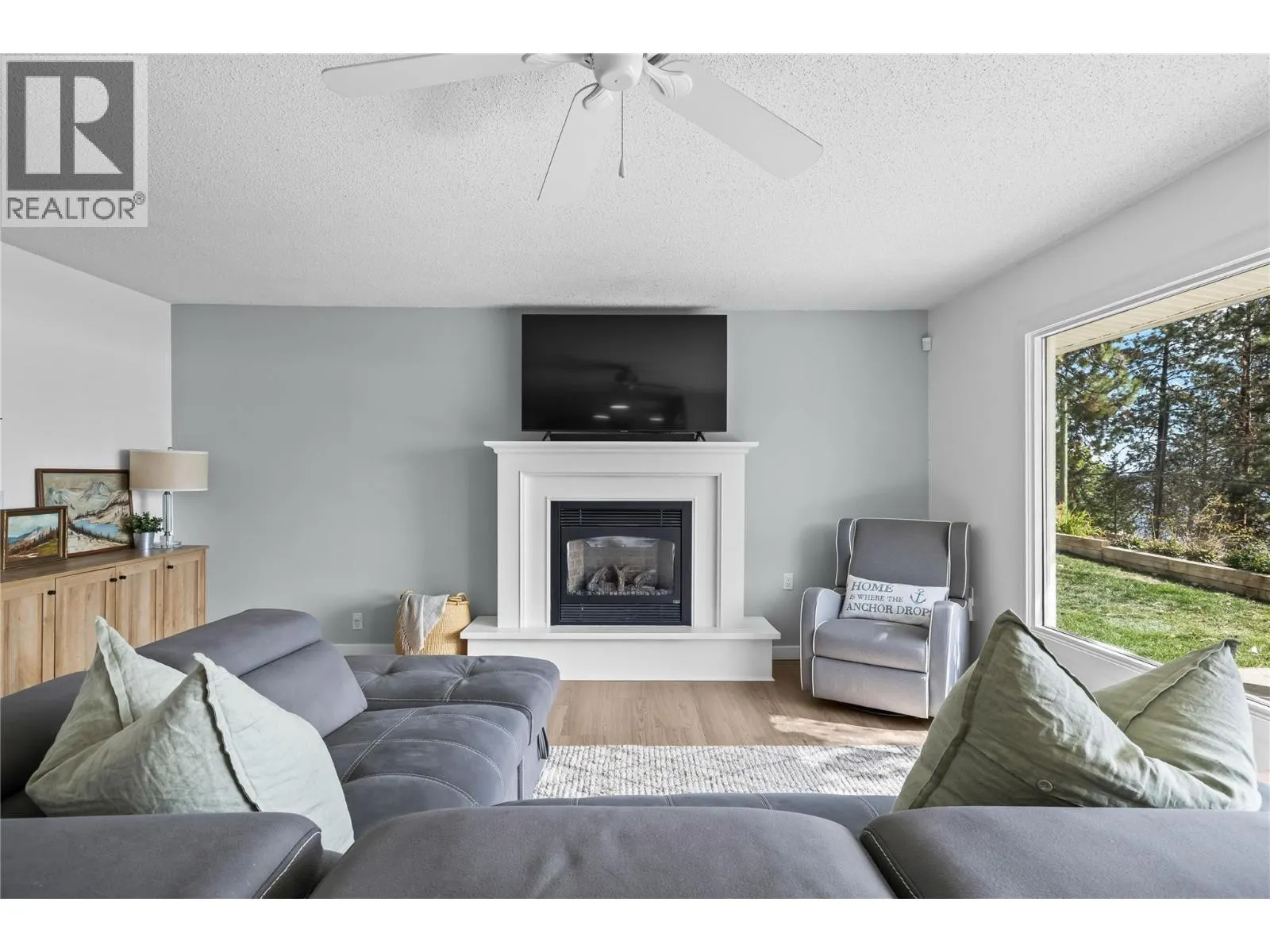 6312 Renfrew Road