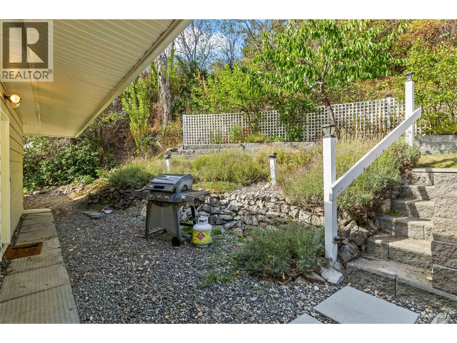6312 Renfrew Road